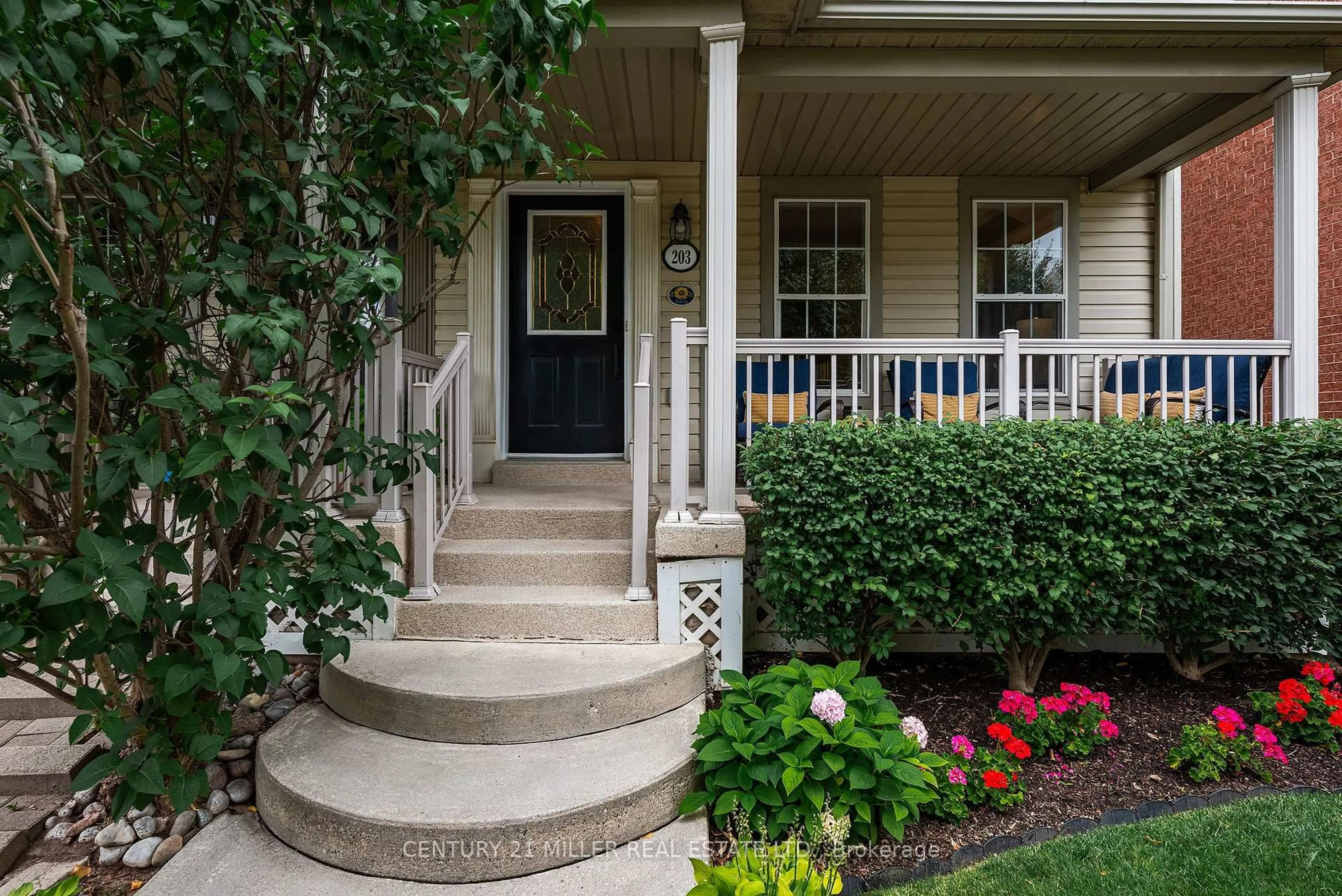 Unknown for 203 Gatwick Dr, Oakville Ontario L6H 6T6