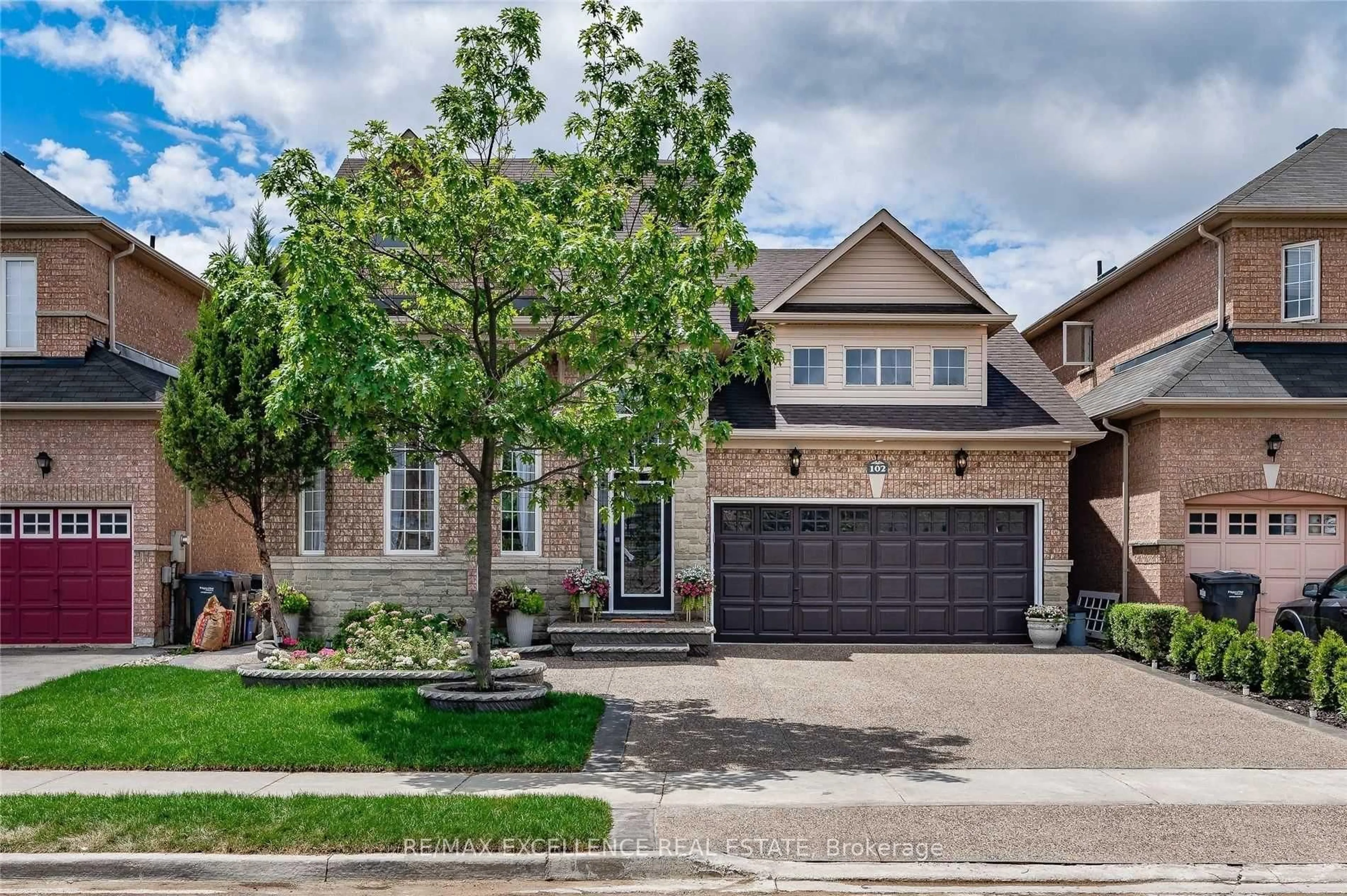 Home with brick exterior material, street for 102 Southlake Blvd, Brampton Ontario L6V 4P2