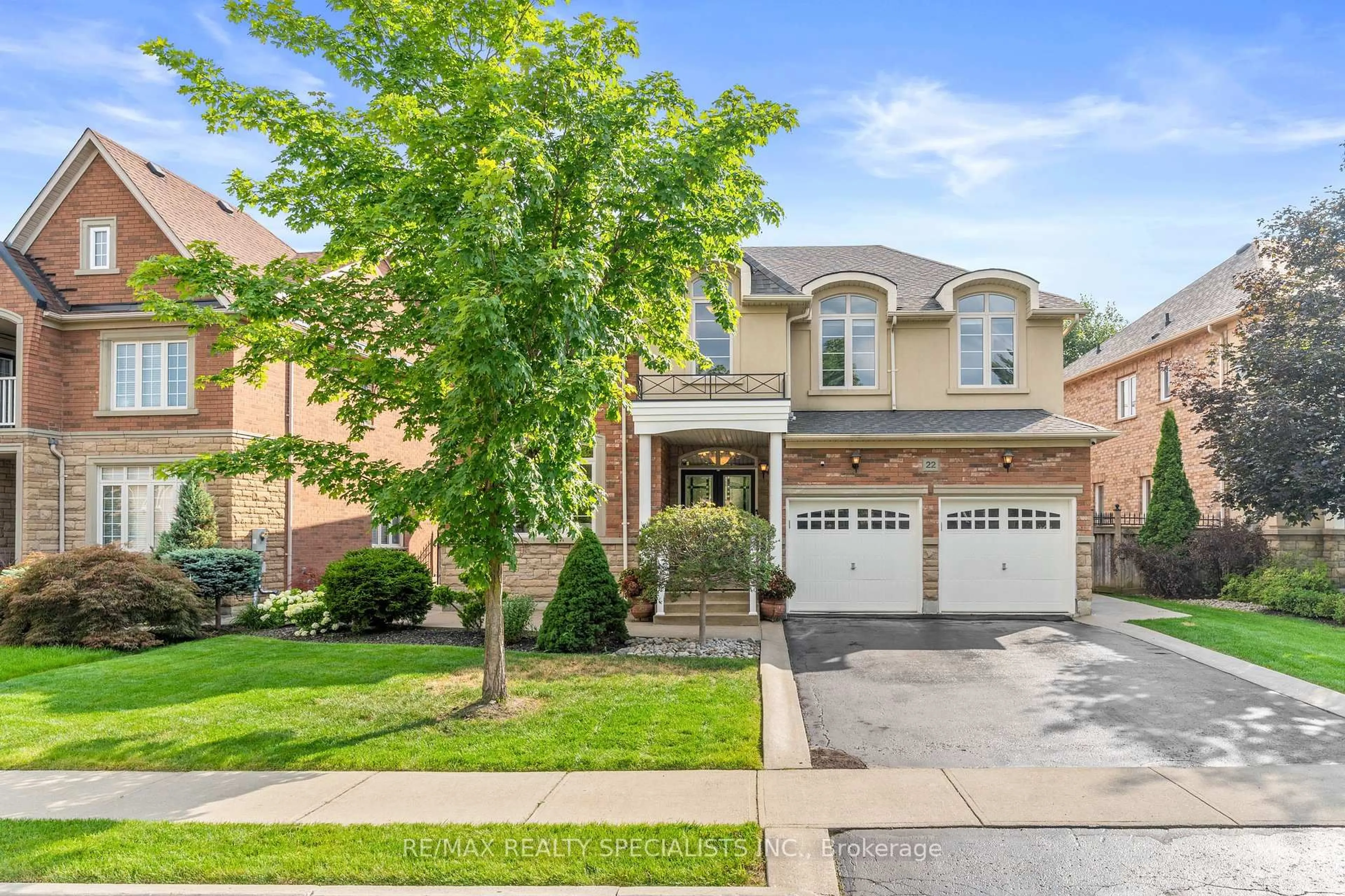 Home with brick exterior material, street for 22 Saint Hubert Dr, Brampton Ontario L6P 1V7