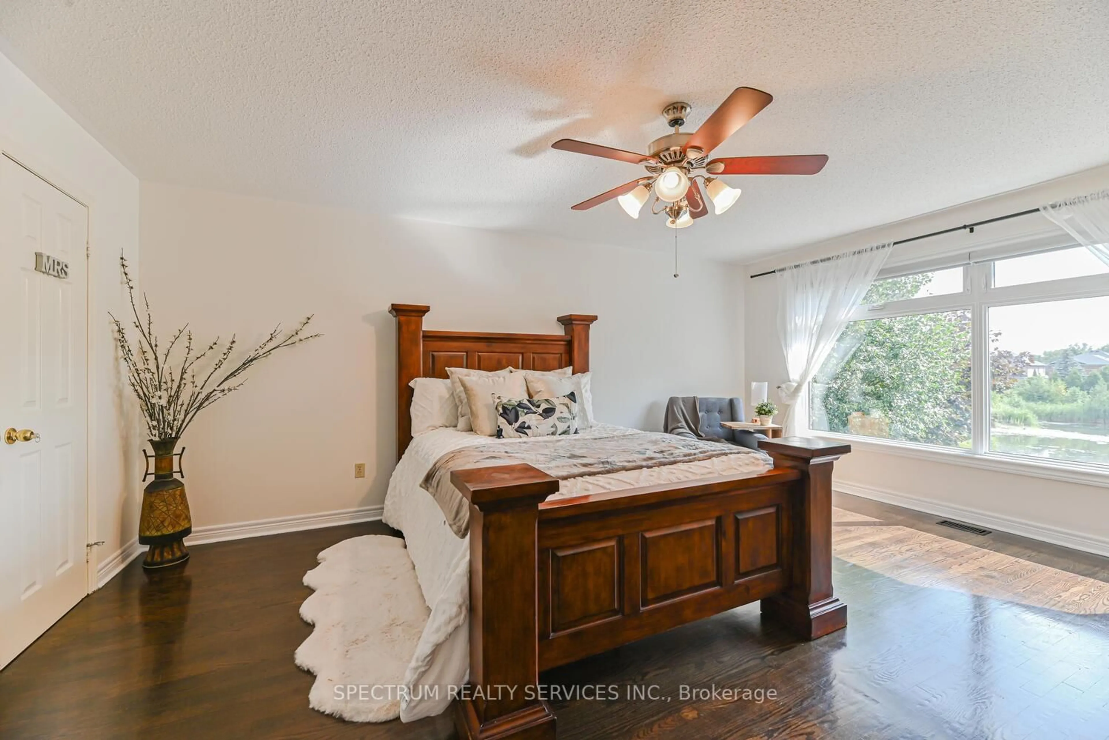 Bedroom with bed, wood/laminate floor for 68 Robarts Dr, Milton Ontario L9T 5P3