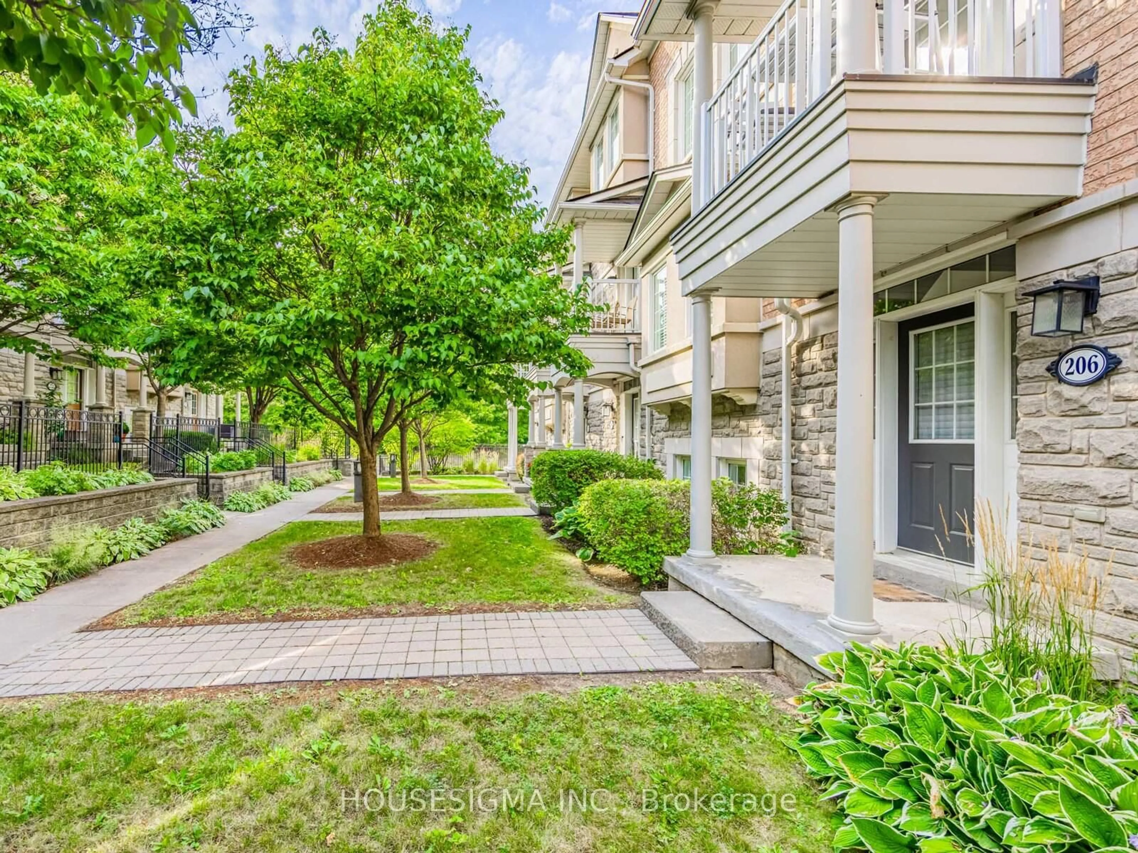 Unknown for 60 Rosewood Ave #206, Mississauga Ontario L5G 4W2
