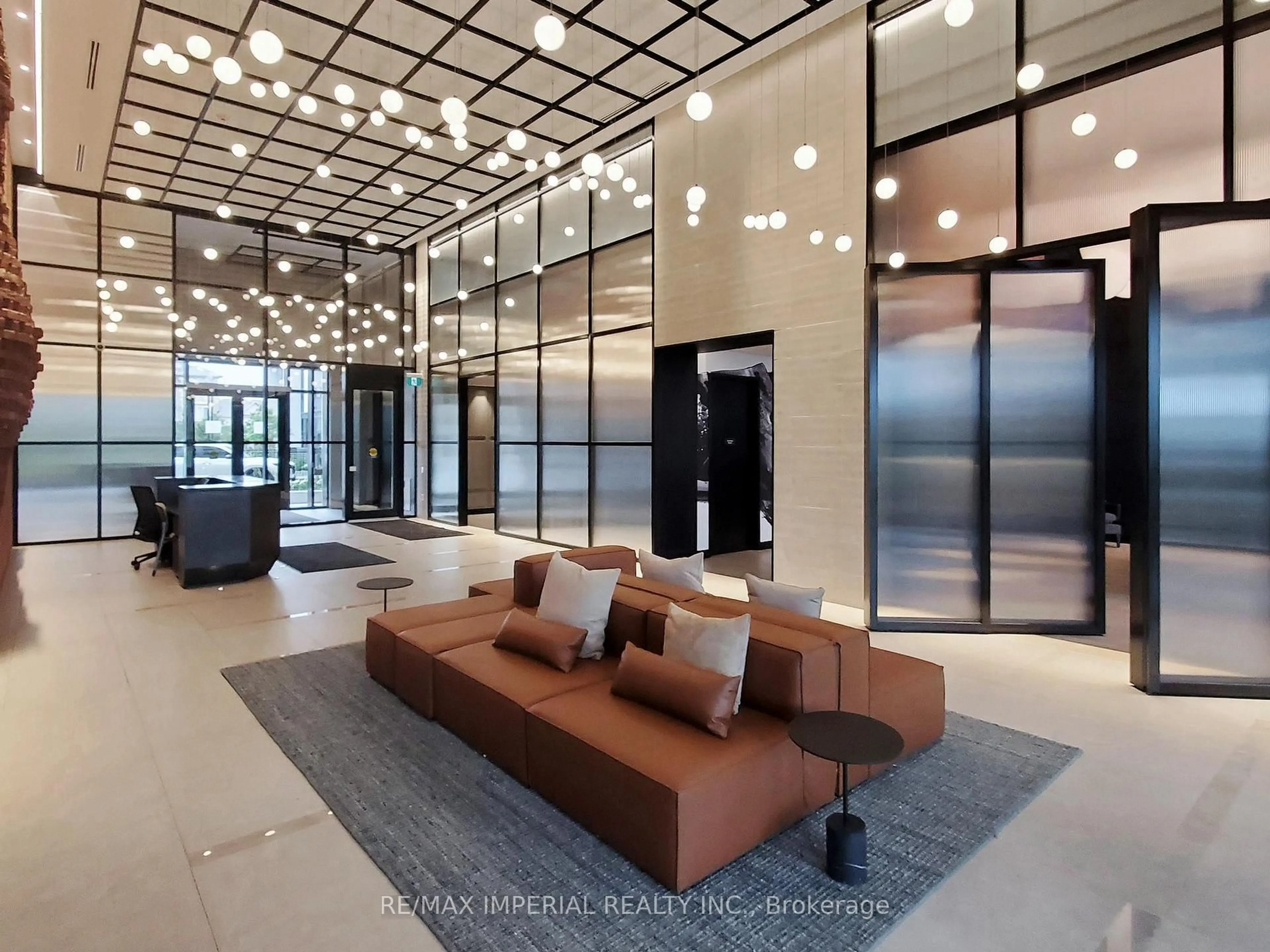 Indoor foyer for 3200 William Coltson Ave #328, Oakville Ontario L6H 7W6
