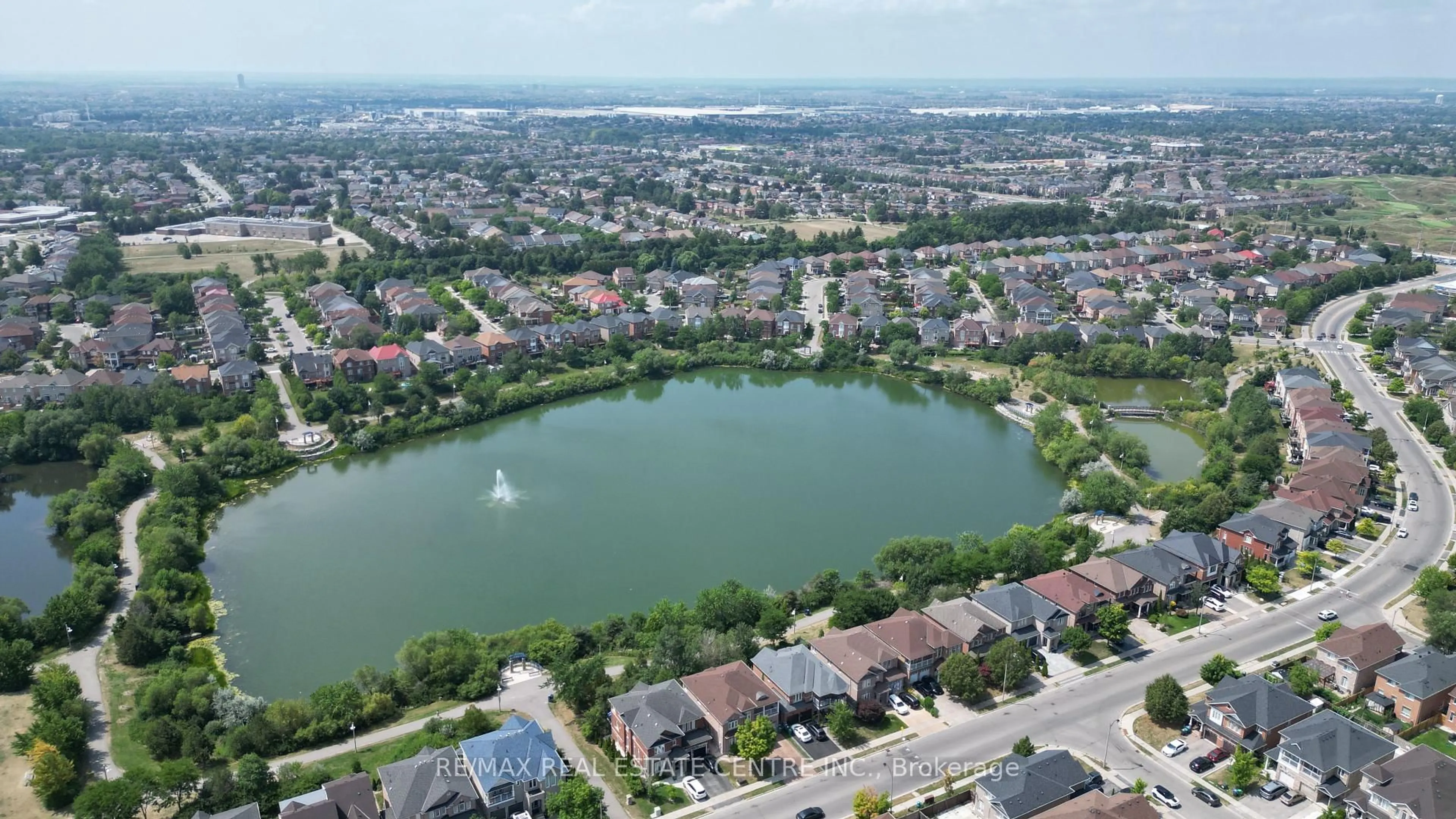 A pic from outside/outdoor area/front of a property/back of a property/a pic from drone, water/lake/river/ocean view for 131 Seahorse Ave, Brampton Ontario L6V 4N5