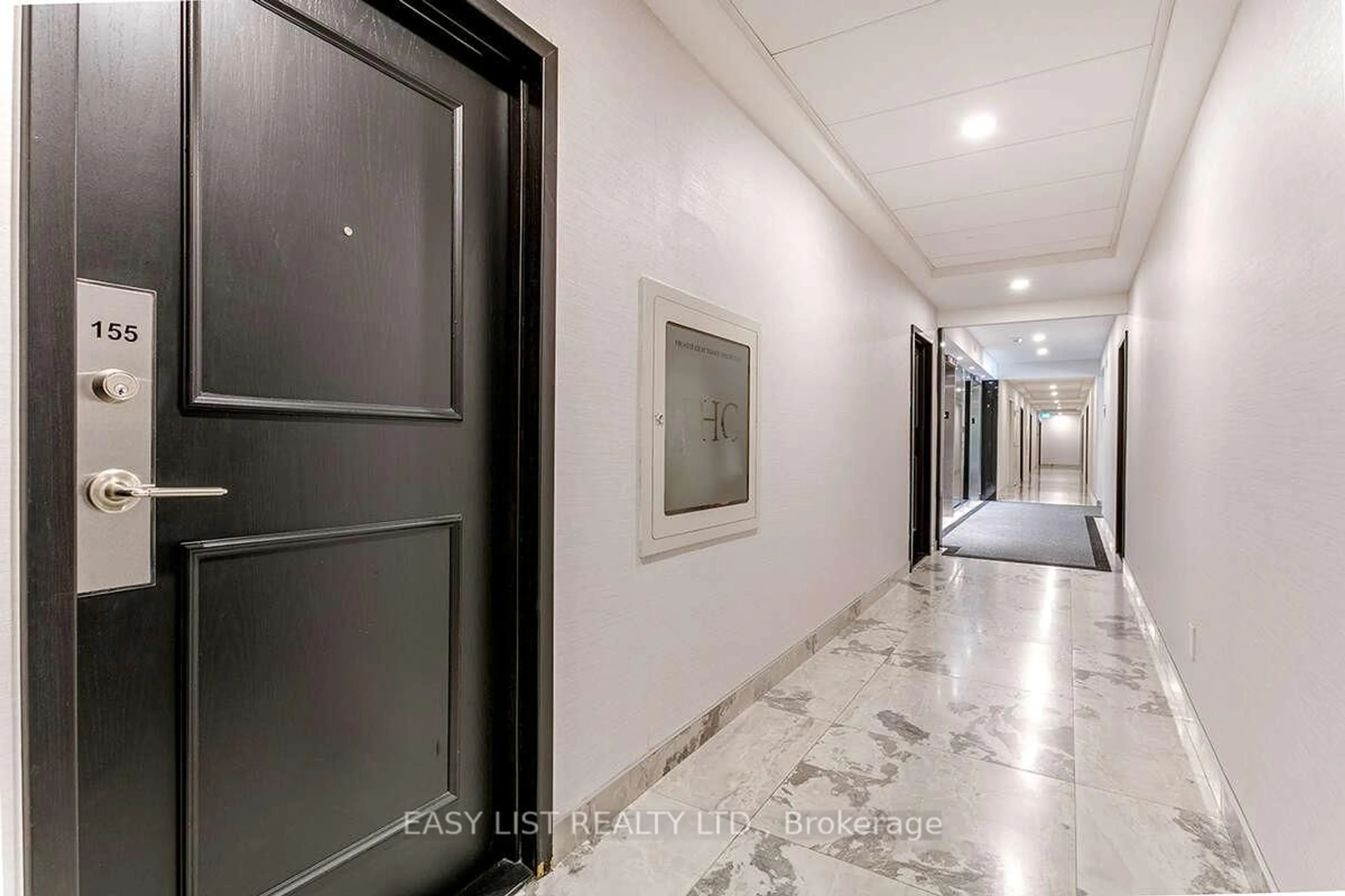 Indoor foyer for 24 Southport St #155, Toronto Ontario M6S 4Z1