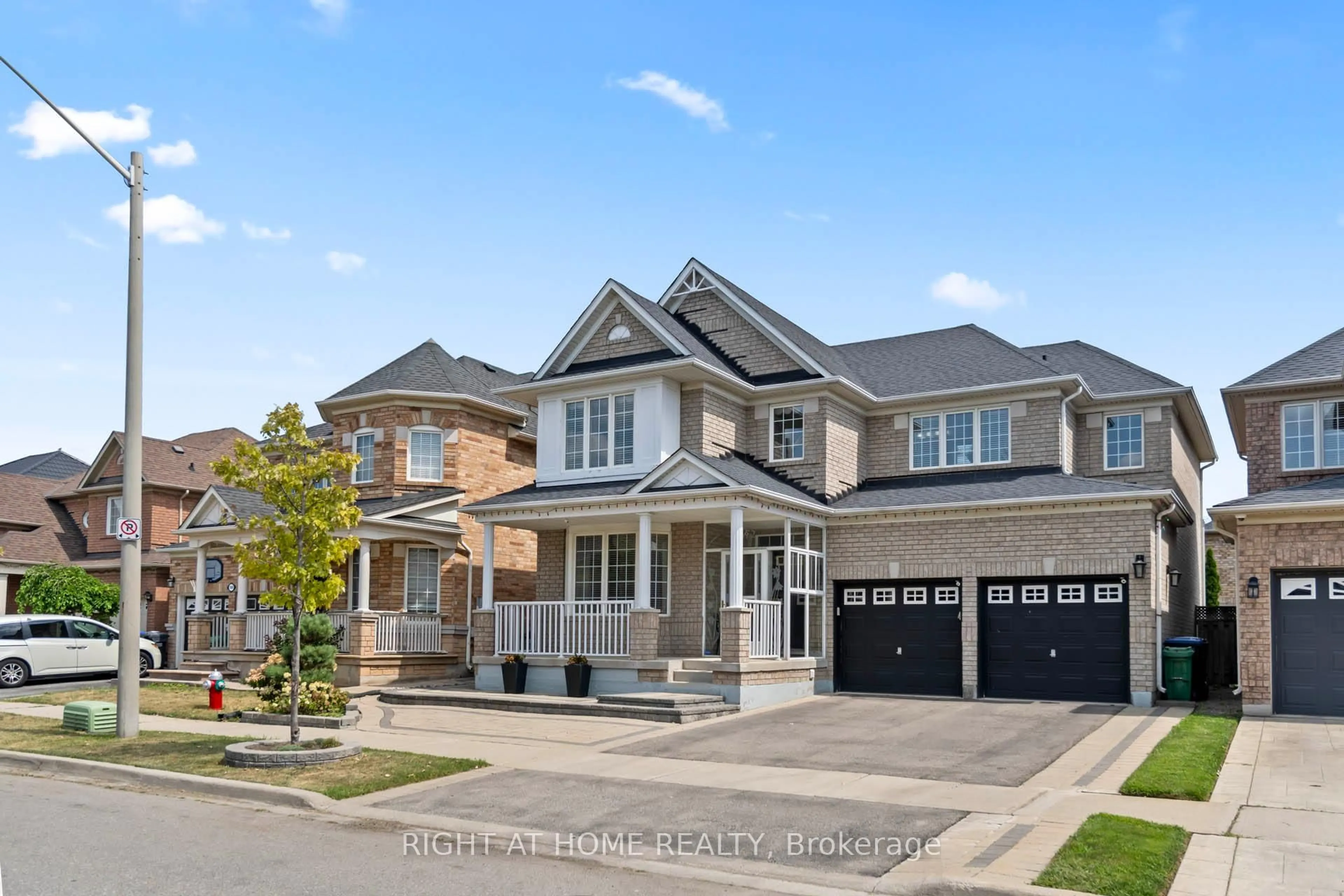 Home with brick exterior material, street for 3672 Swanson Dr, Mississauga Ontario L5N 8J6