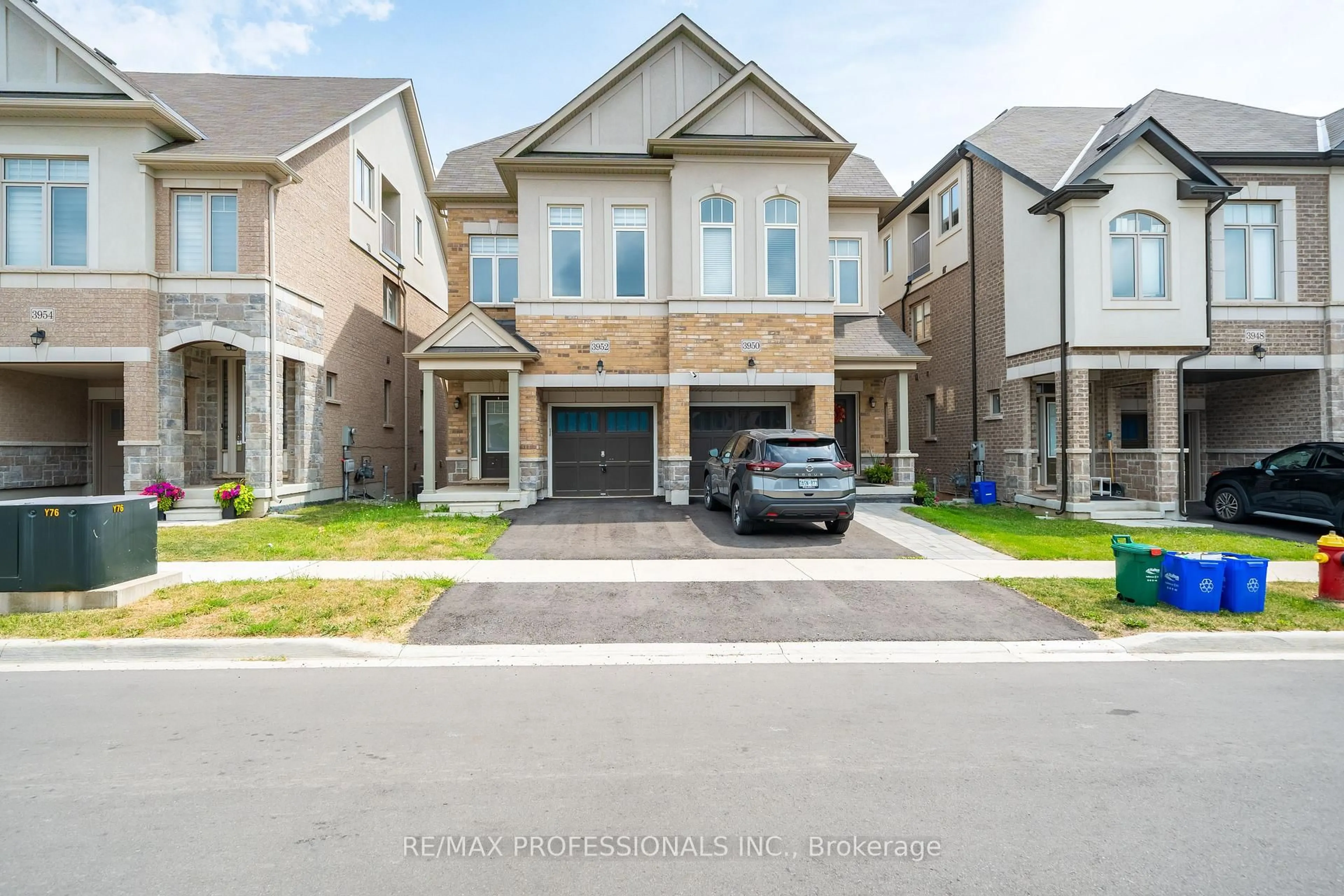 Unknown for 3952 Leonardo St, Burlington Ontario L7M 0Z7