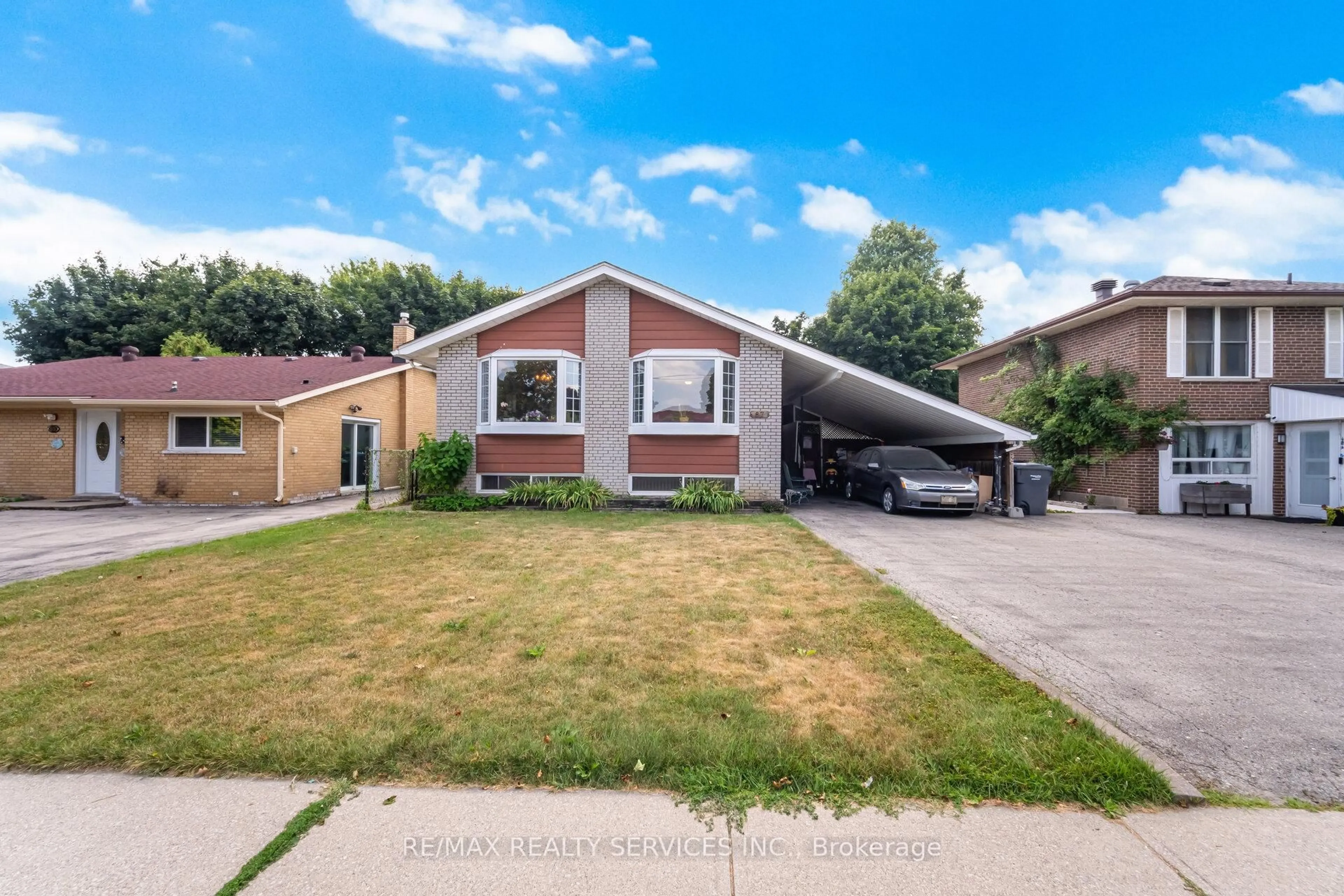Home with vinyl exterior material, street for 67 Campbell Dr, Brampton Ontario L6X 2H8