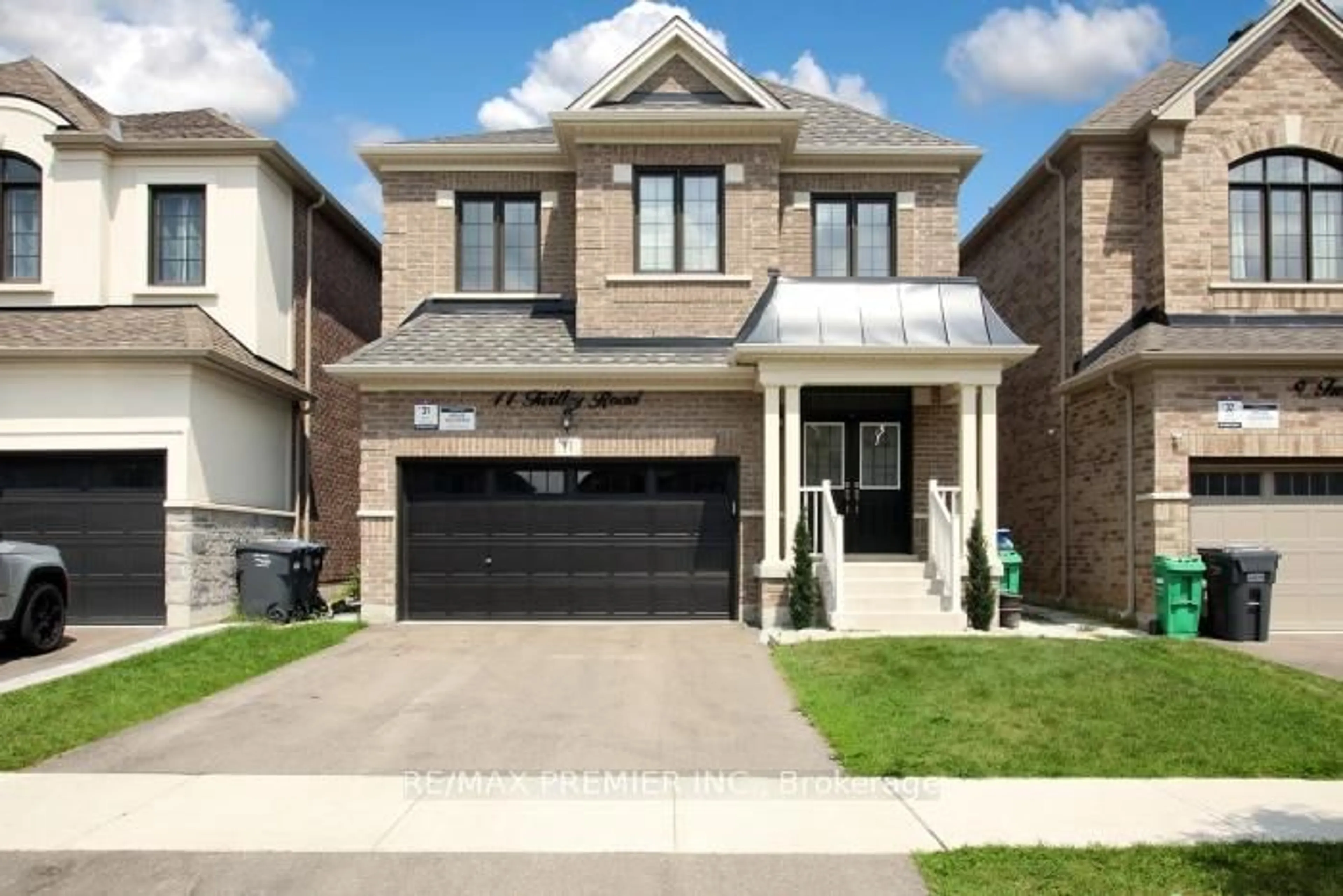Home with brick exterior material, street for 11 Twilley Rd, Brampton Ontario L6Y 6J7