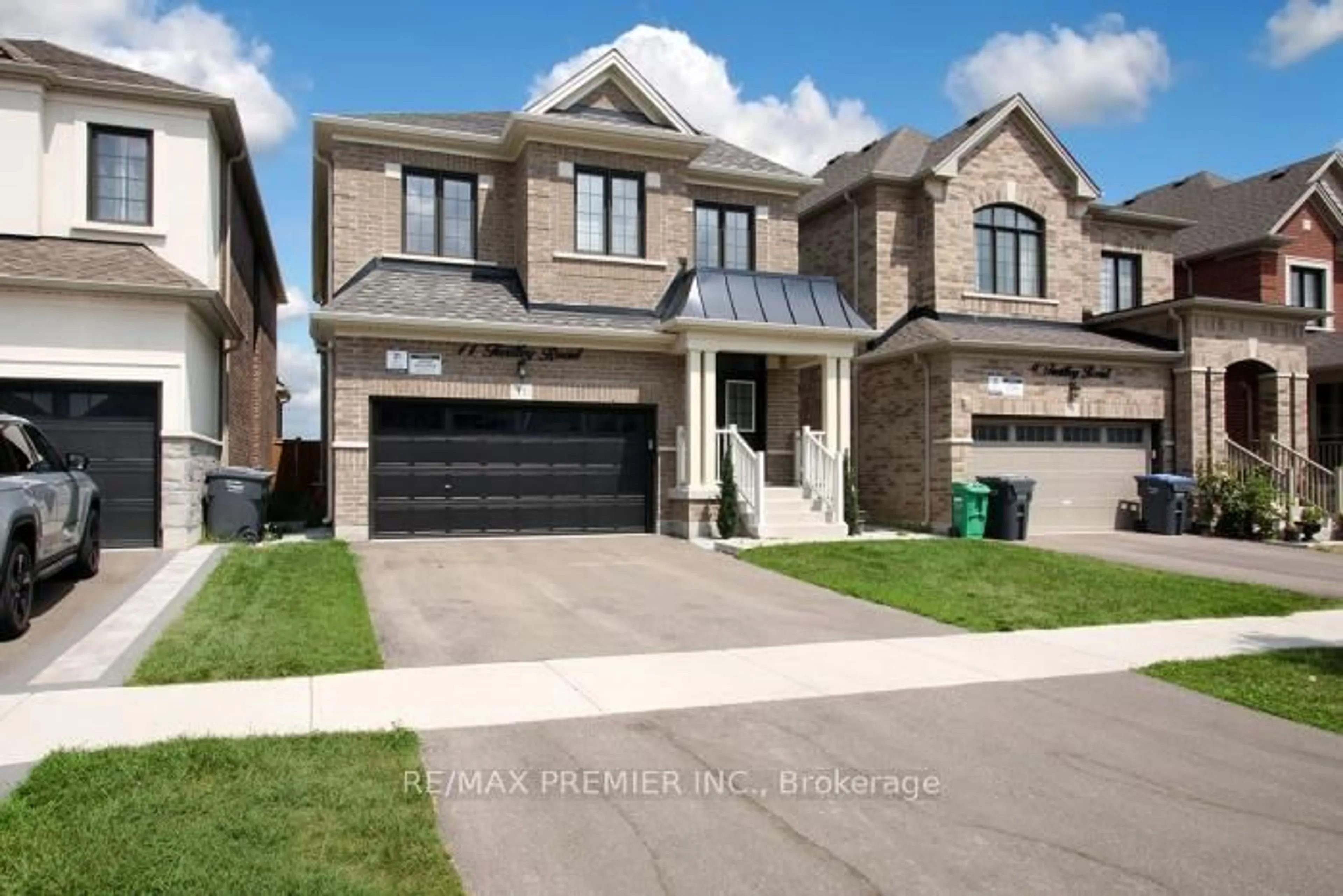 Home with brick exterior material, street for 11 Twilley Rd, Brampton Ontario L6Y 6J7