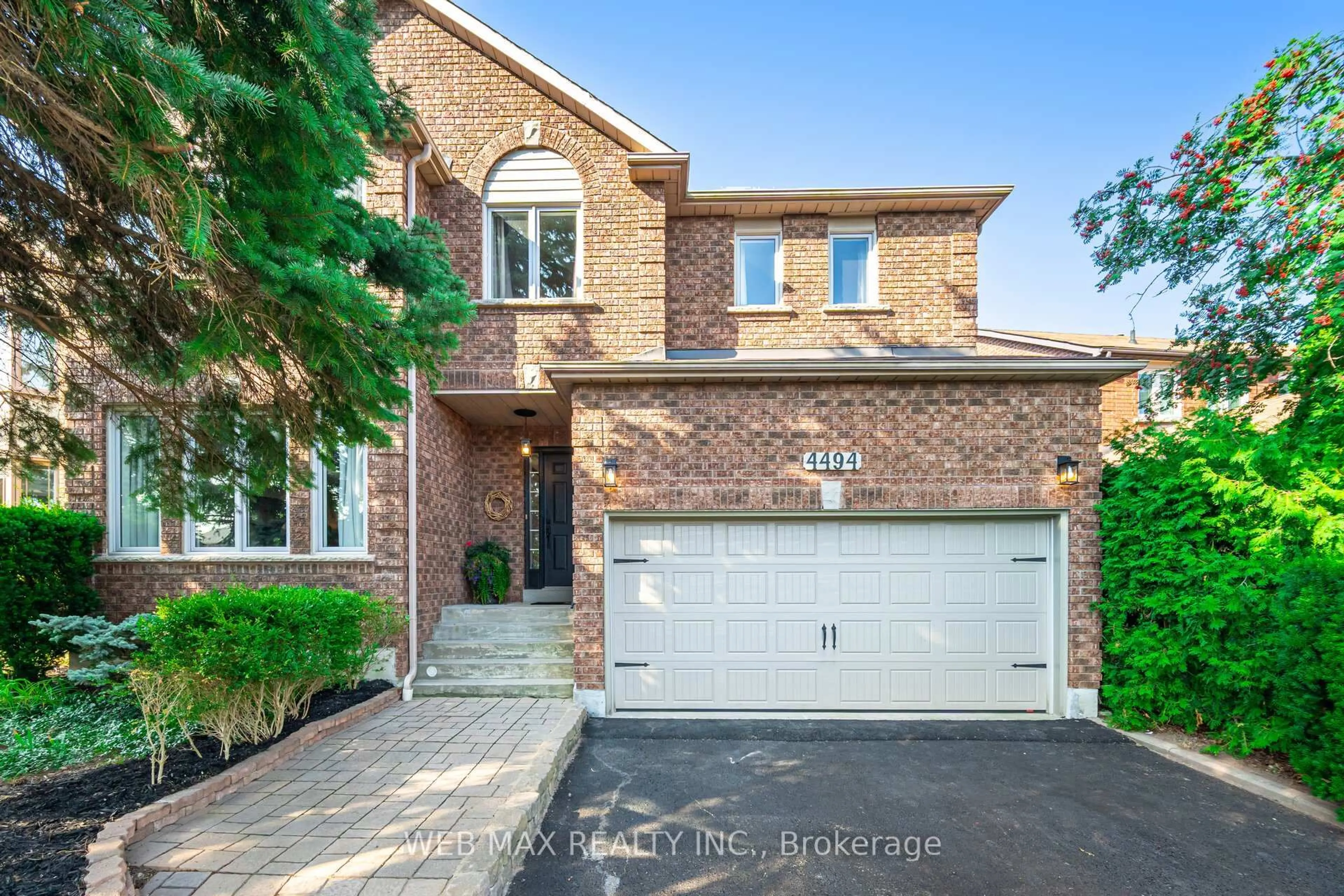 Home with brick exterior material, street for 4494 Glen Erin Dr, Mississauga Ontario L5M 4G3
