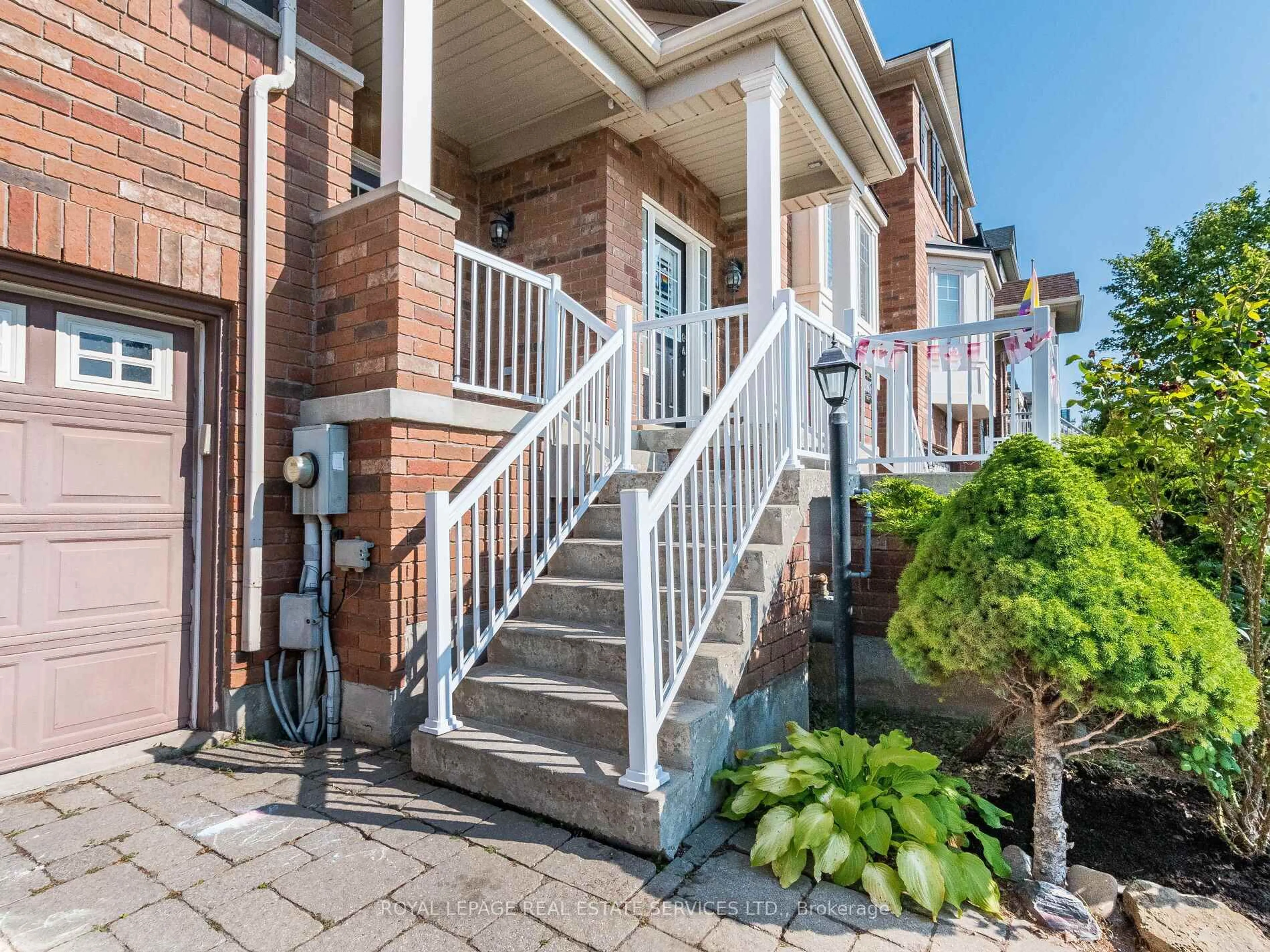 Home with brick exterior material, street for 3087 Highvalley Rd, Oakville Ontario L6M 5H4