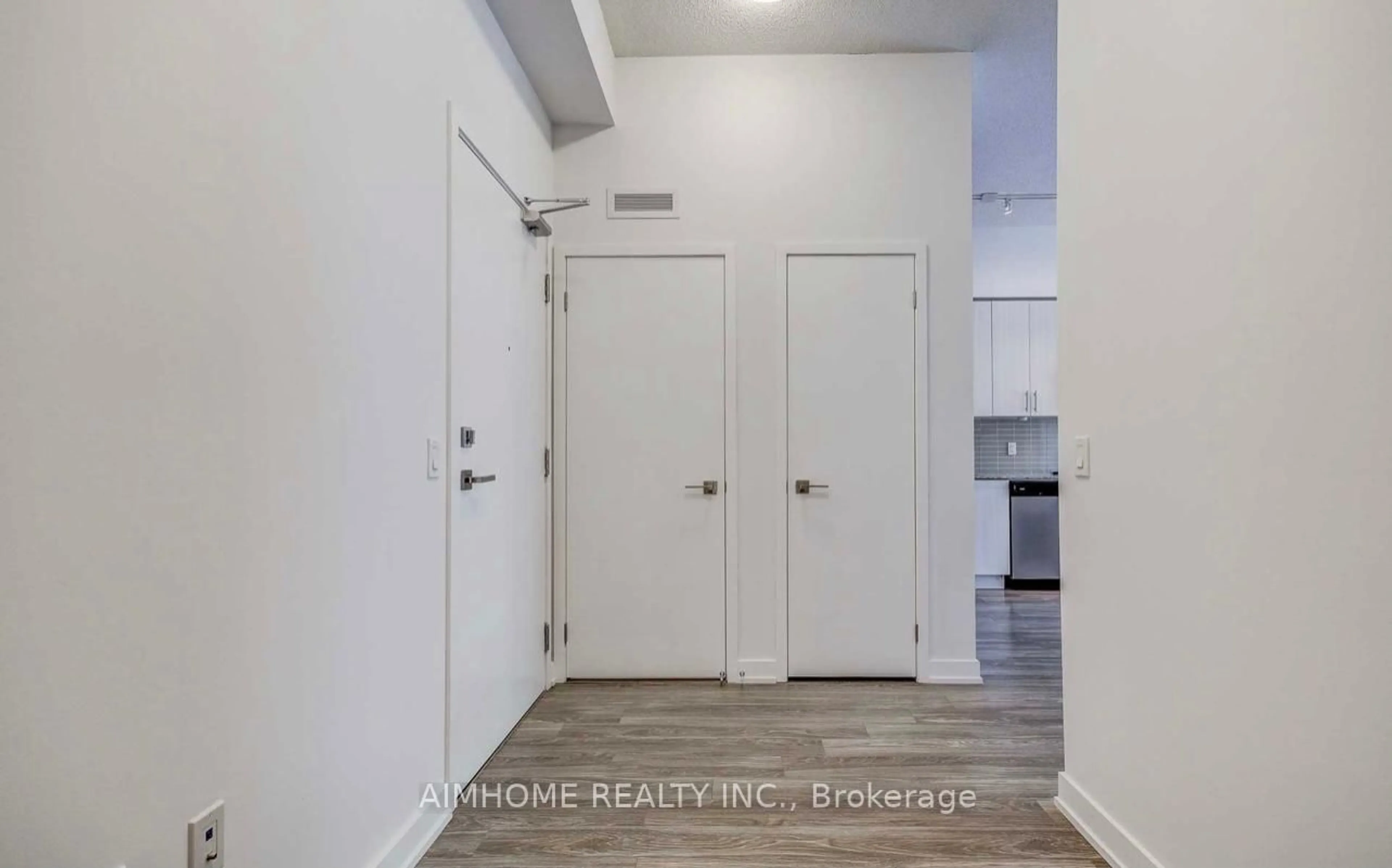 Unknown for 4055 Parkside Village Dr #412, Mississauga Ontario L5B 0K8