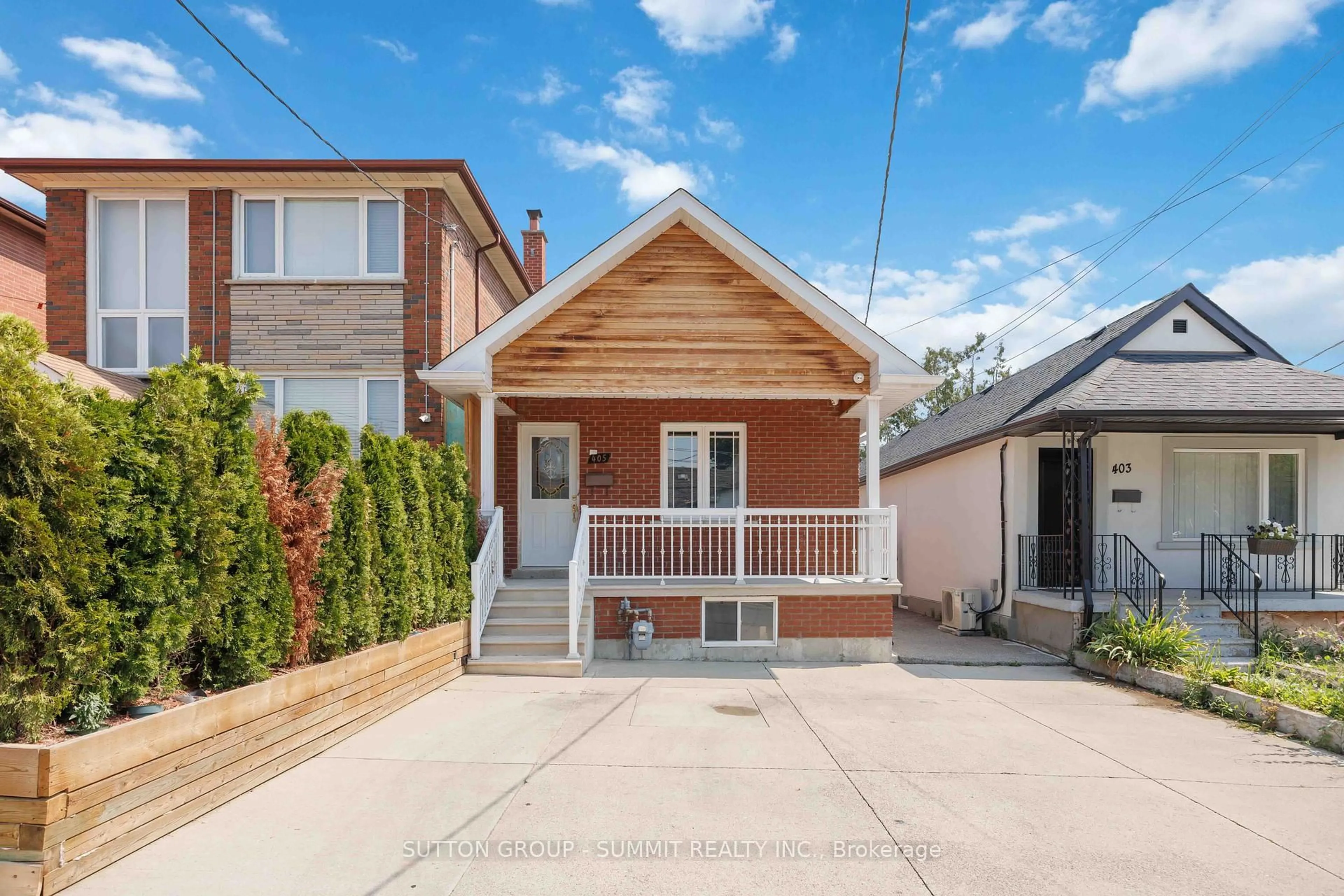 Unknown for 405 GILBERT Ave, Toronto Ontario M6E 4X2