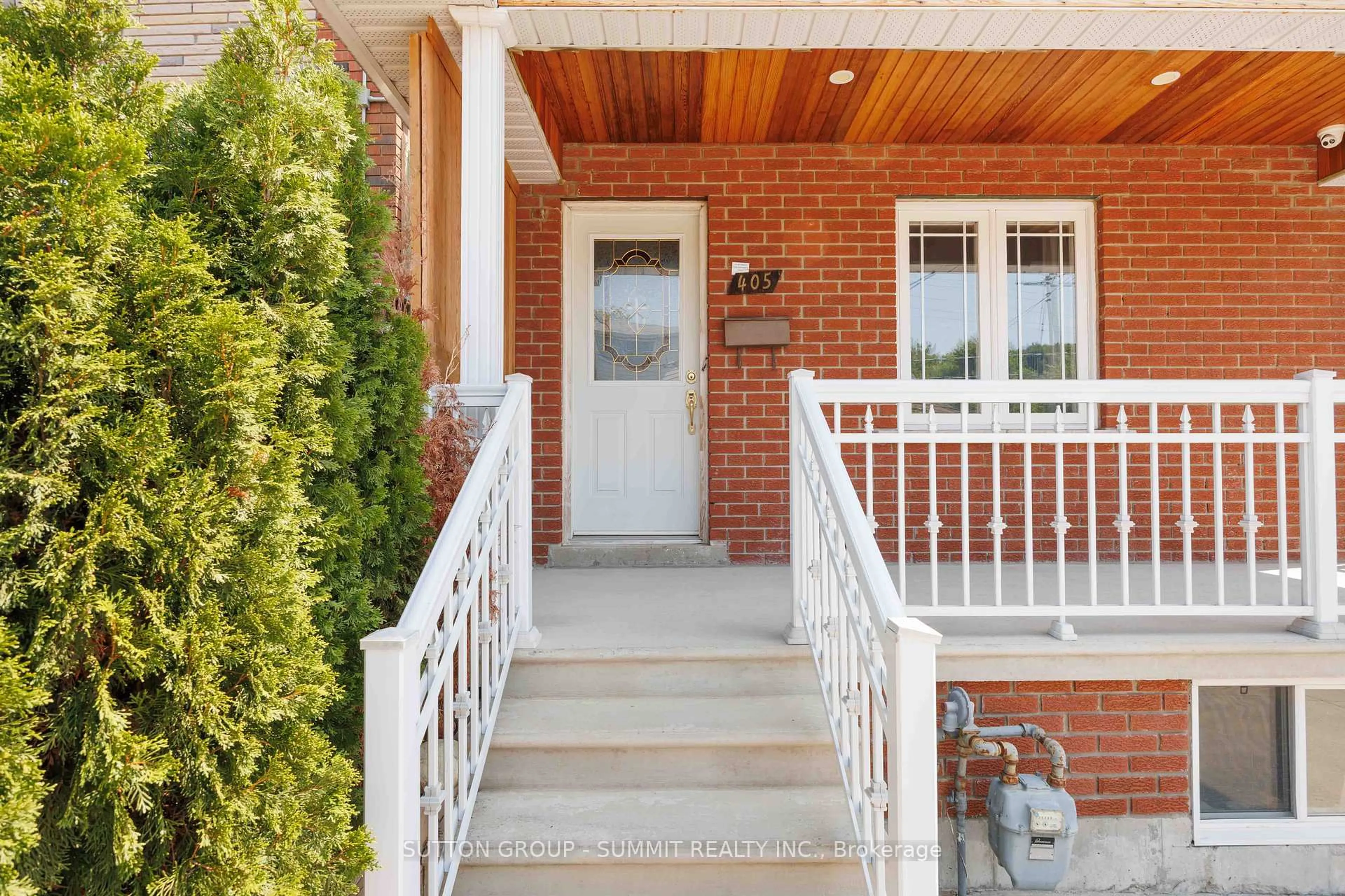 Home with brick exterior material, street for 405 GILBERT Ave, Toronto Ontario M6E 4X2