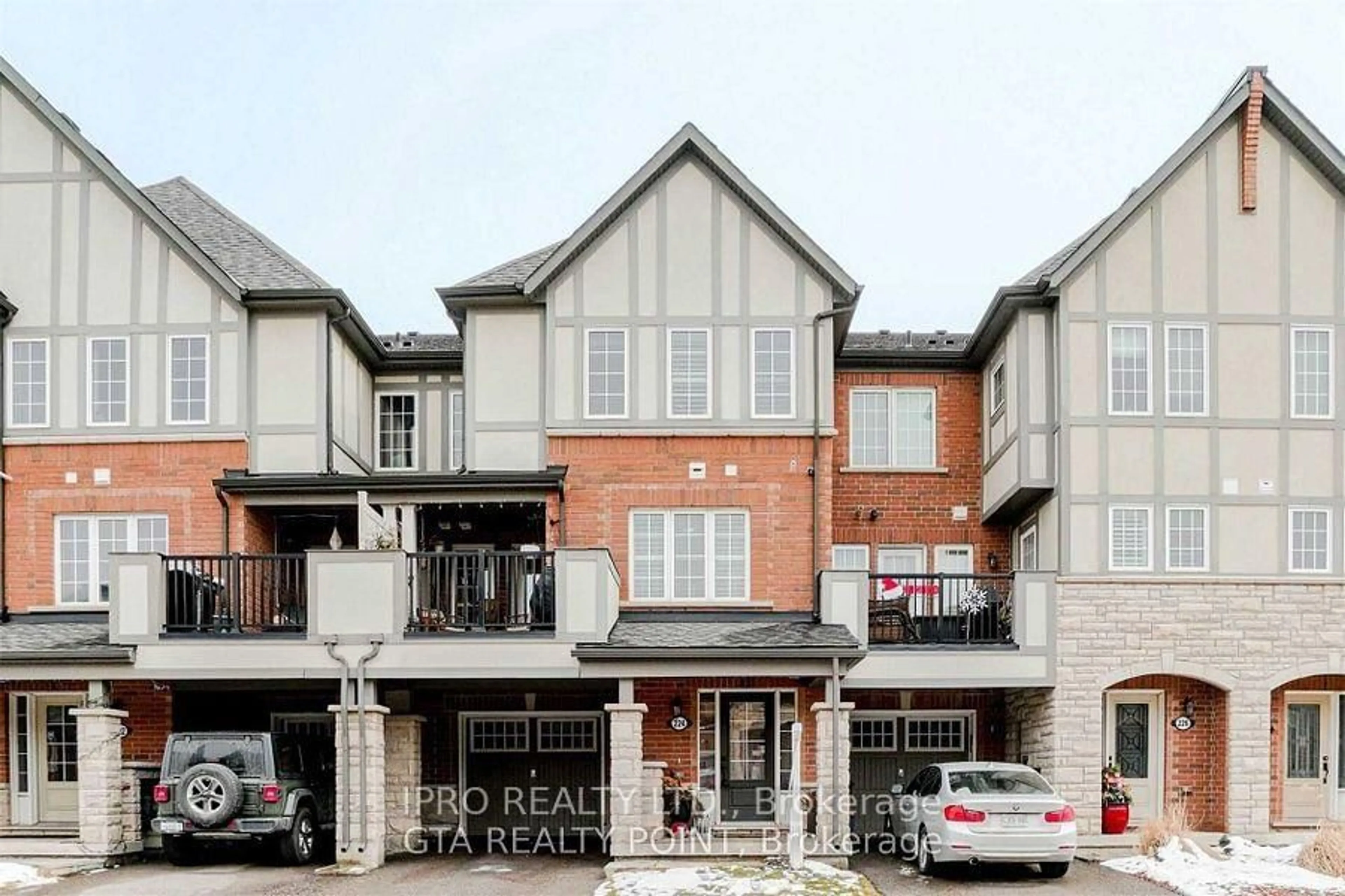 Home with brick exterior material, street for 224 Sarah Cline Dr, Oakville Ontario L6M 0V3