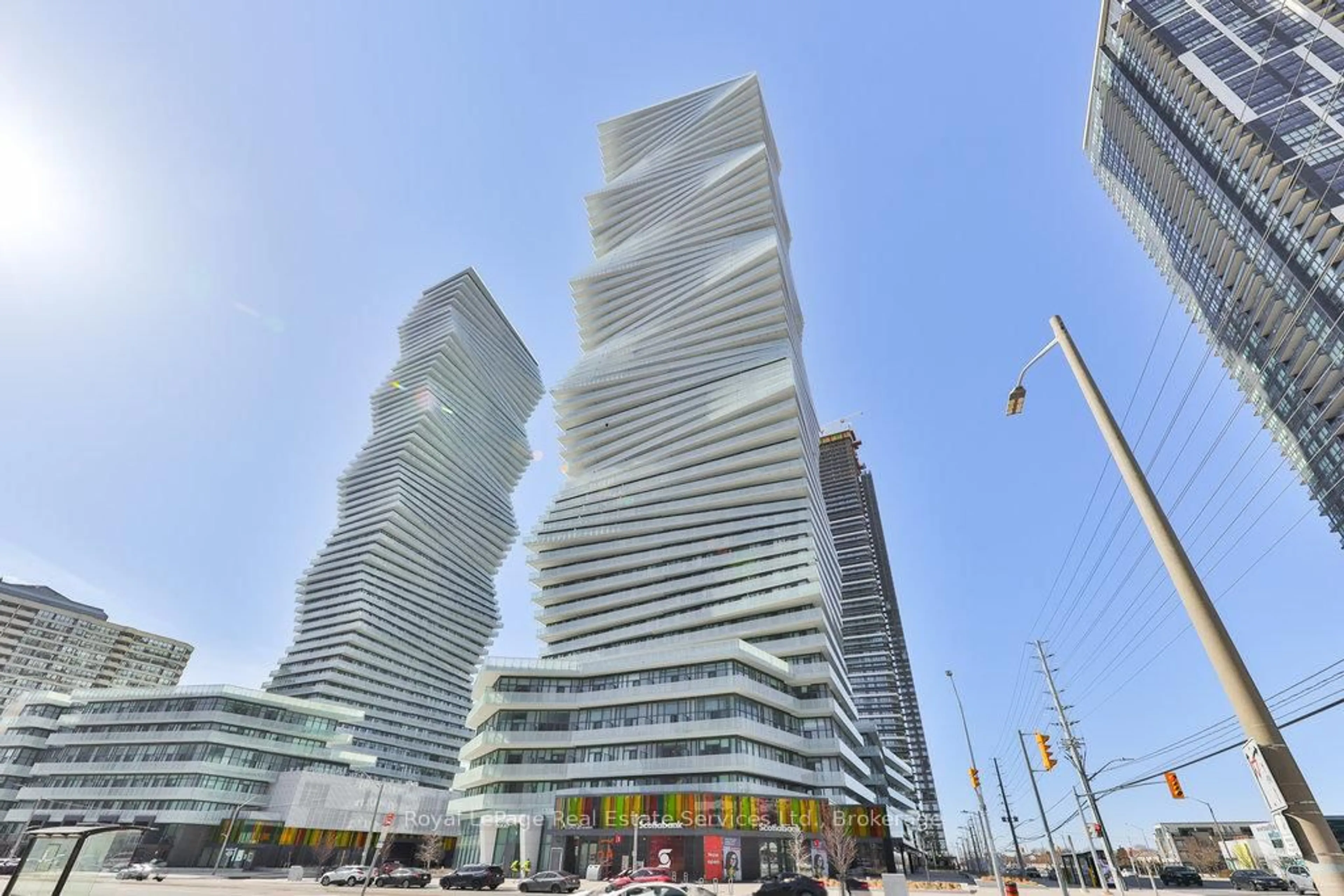 Unknown for 3900 Confederation Pkwy #6005, Mississauga Ontario L5B 0M3