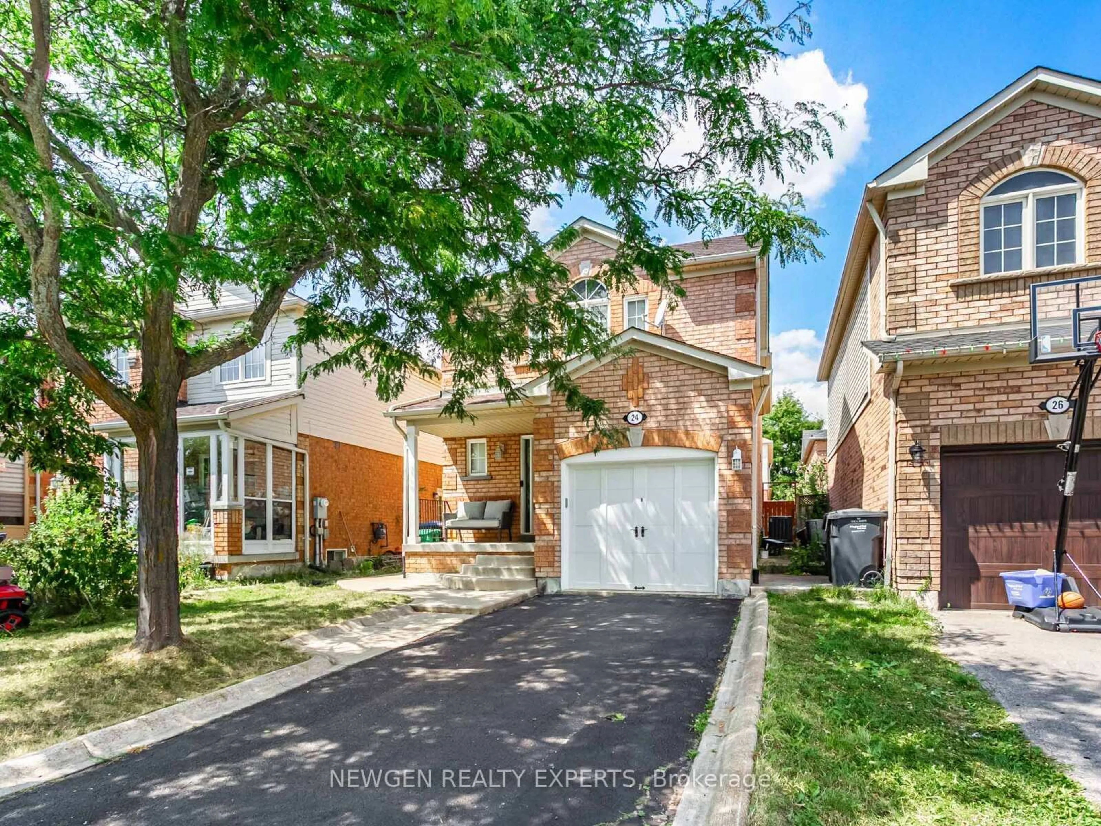 Unknown for 24 Bearwood St, Brampton Ontario L7A 1Y4