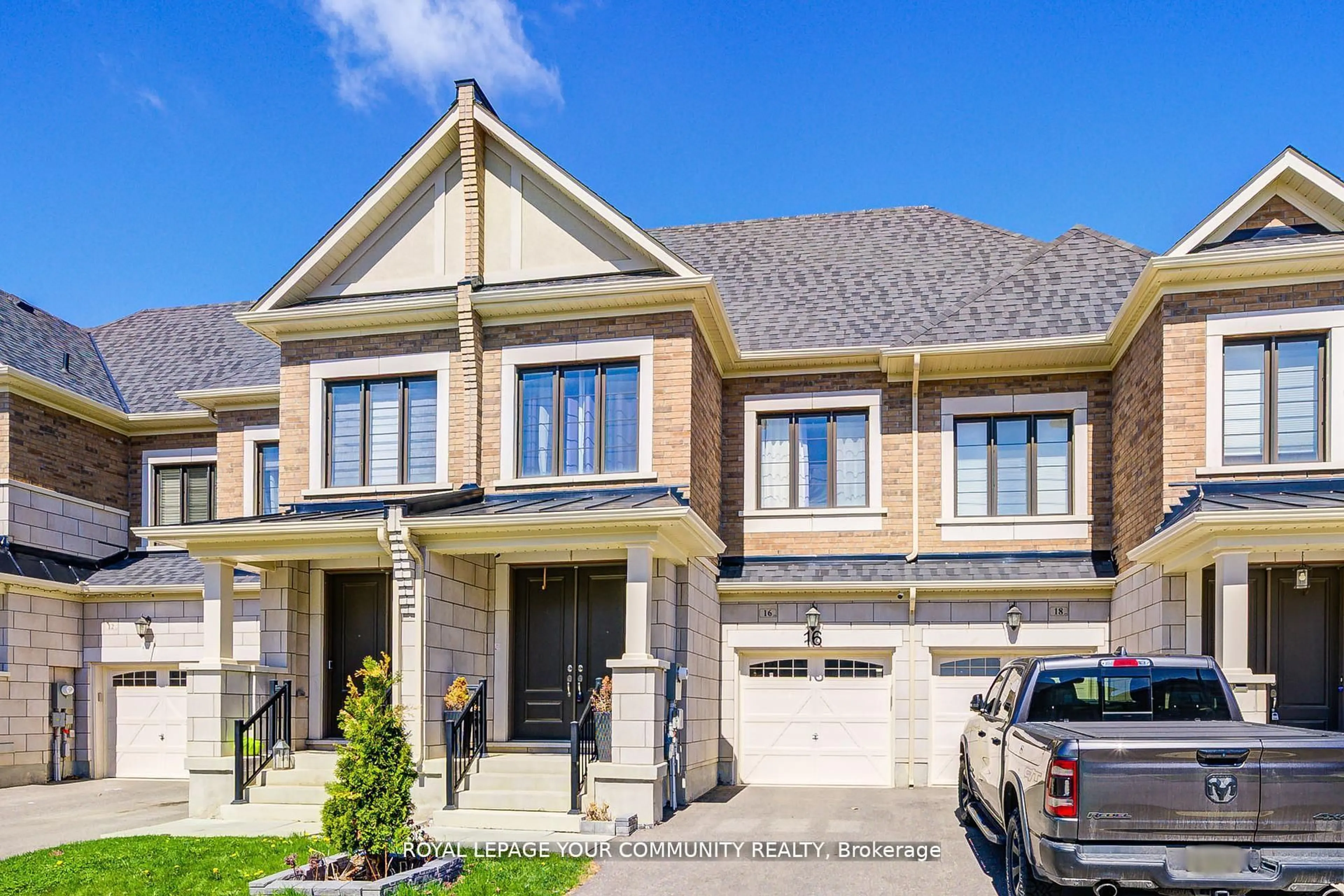 Home with brick exterior material, street for 16 Angelfish Rd, Brampton Ontario L7A 5C5