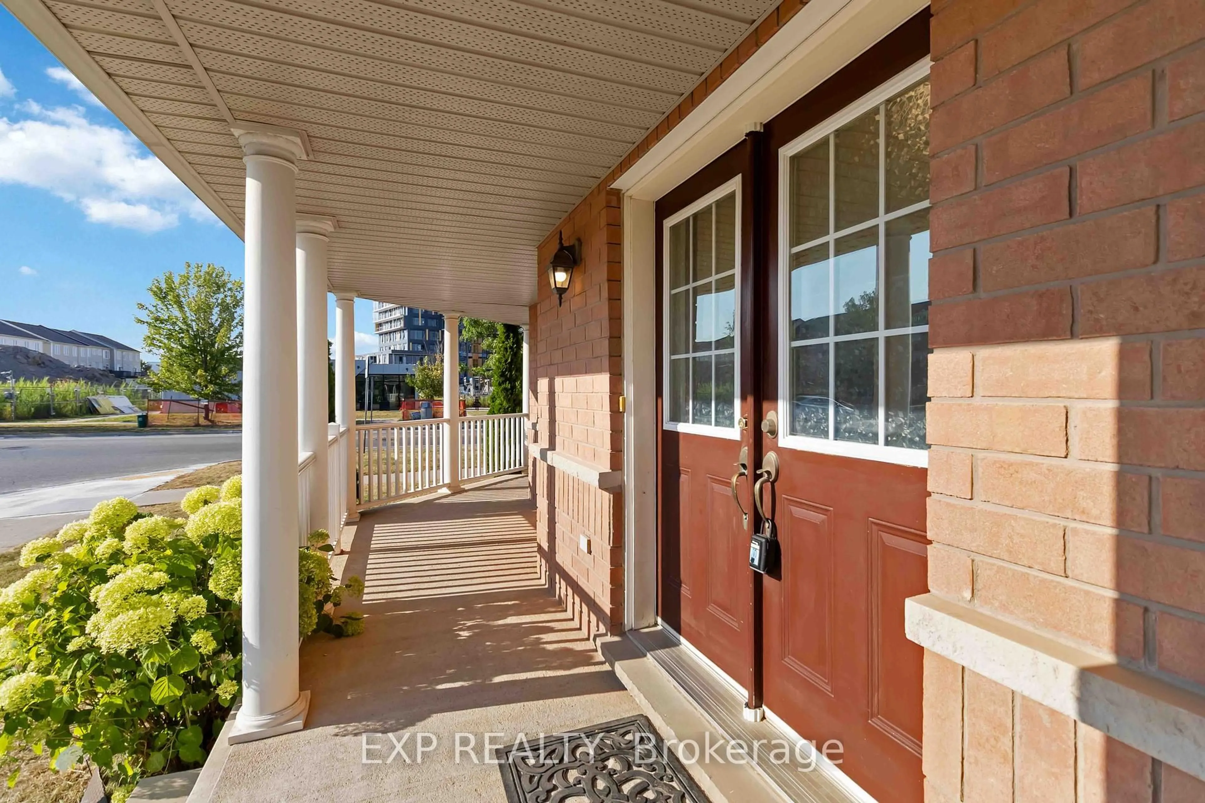 Indoor entryway for 4862 Thomas Alton Blvd, Burlington Ontario L7M 0H3