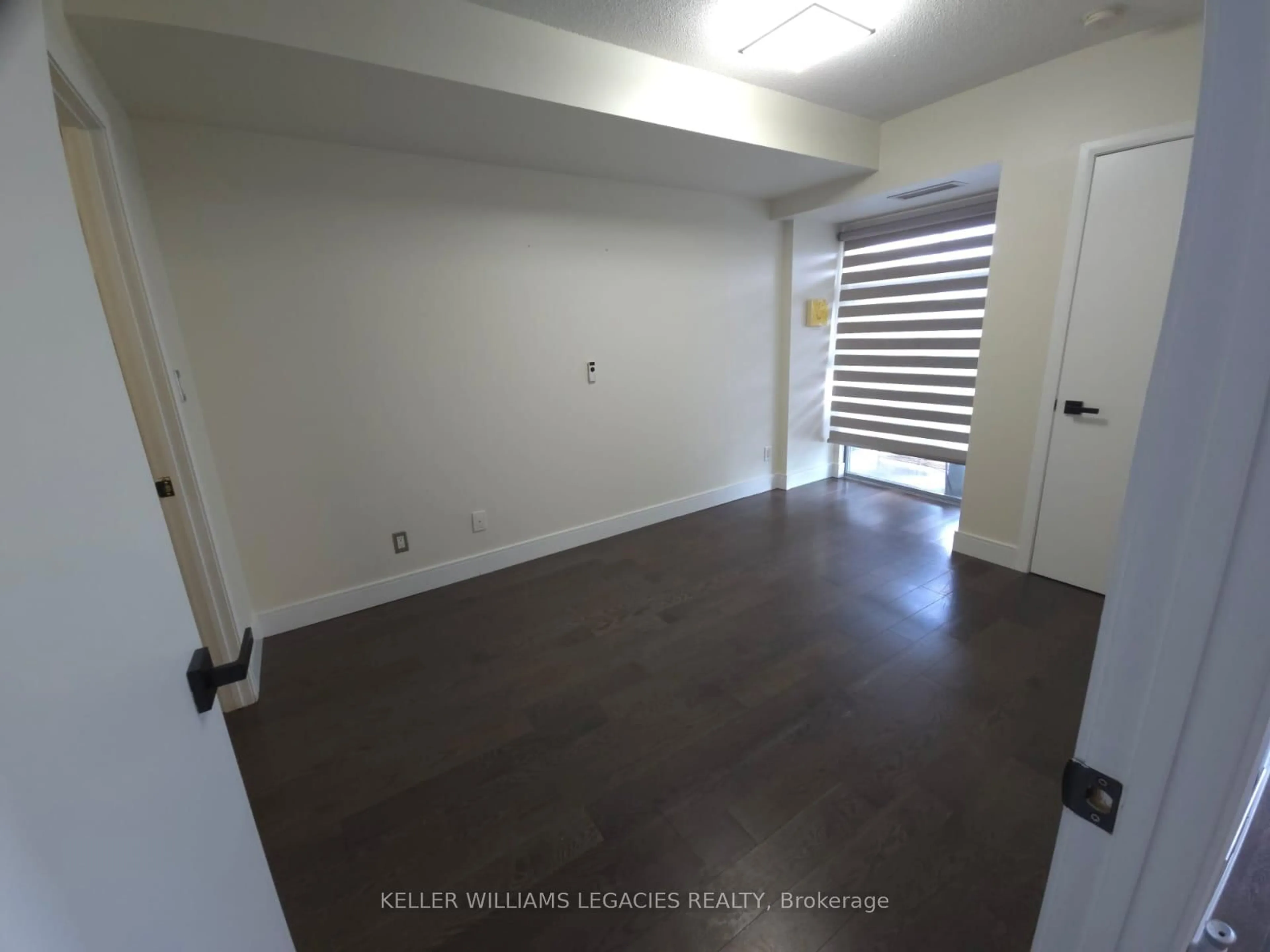 A pic of a room for 2464 Weston Rd #709, Toronto Ontario M9N 0A2