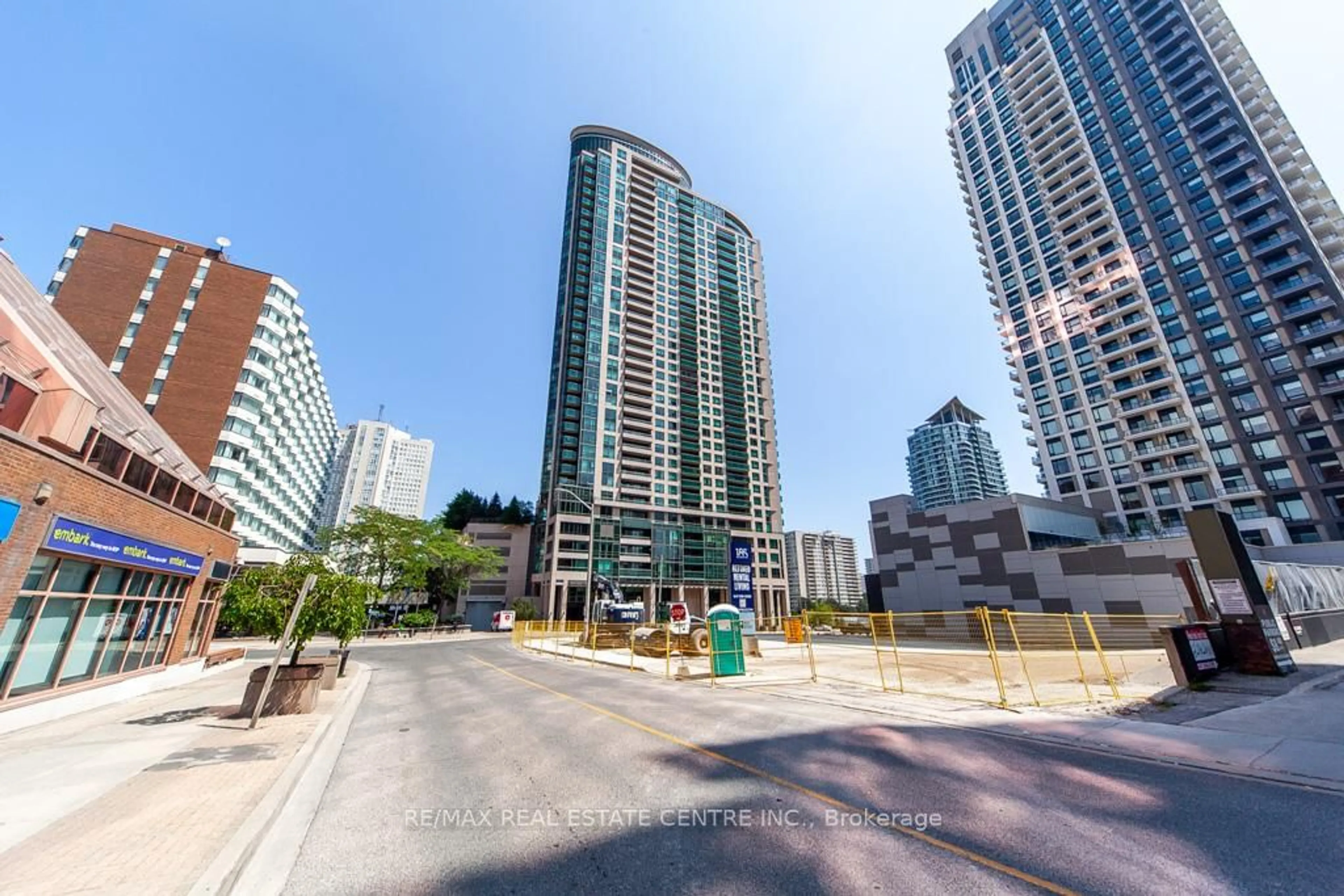 Unknown for 208 Enfield Pl #2701, Mississauga Ontario L5B 0G8