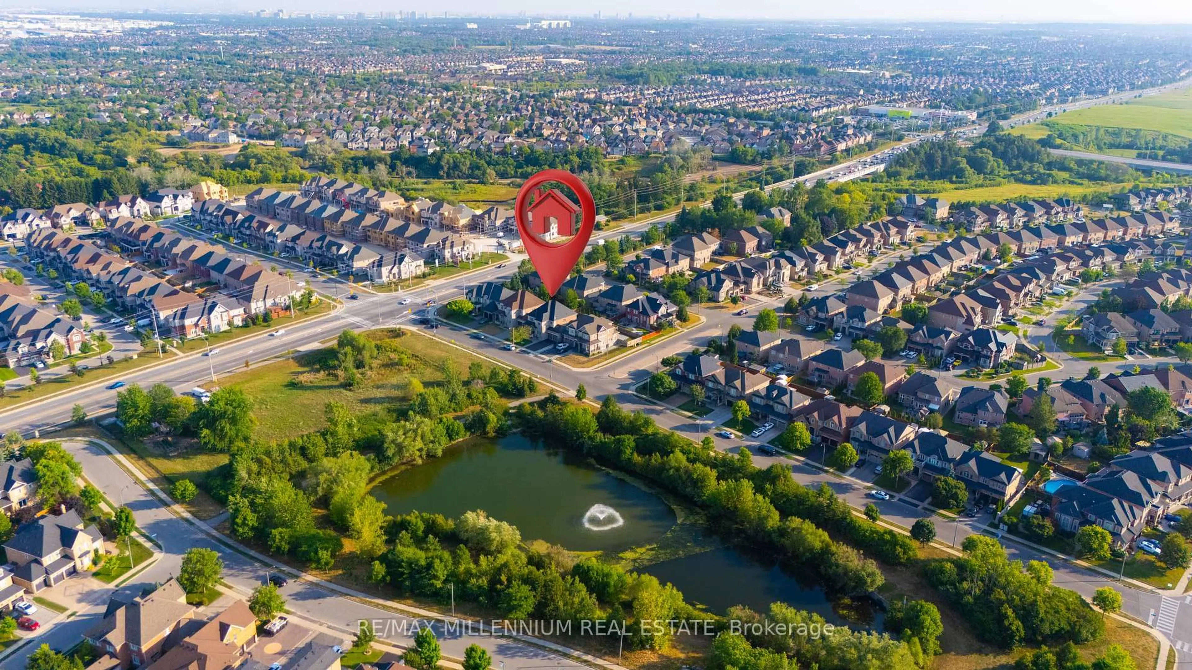 A pic from outside/outdoor area/front of a property/back of a property/a pic from drone, street for 6 Landscape Dr, Brampton Ontario L6P 2Z1