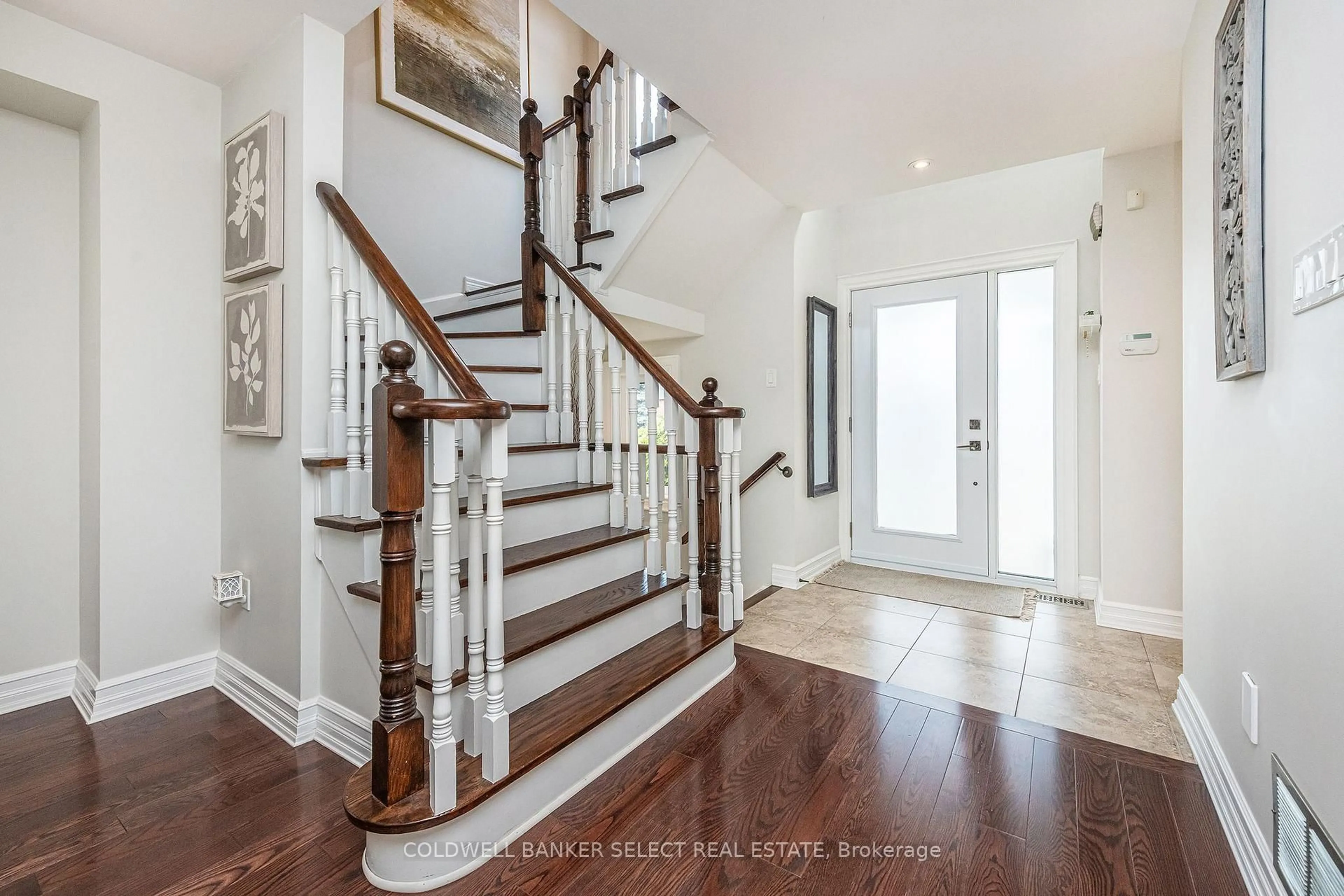 Stairs for 51 Country Stroll Cres, Caledon Ontario L7E 2H3