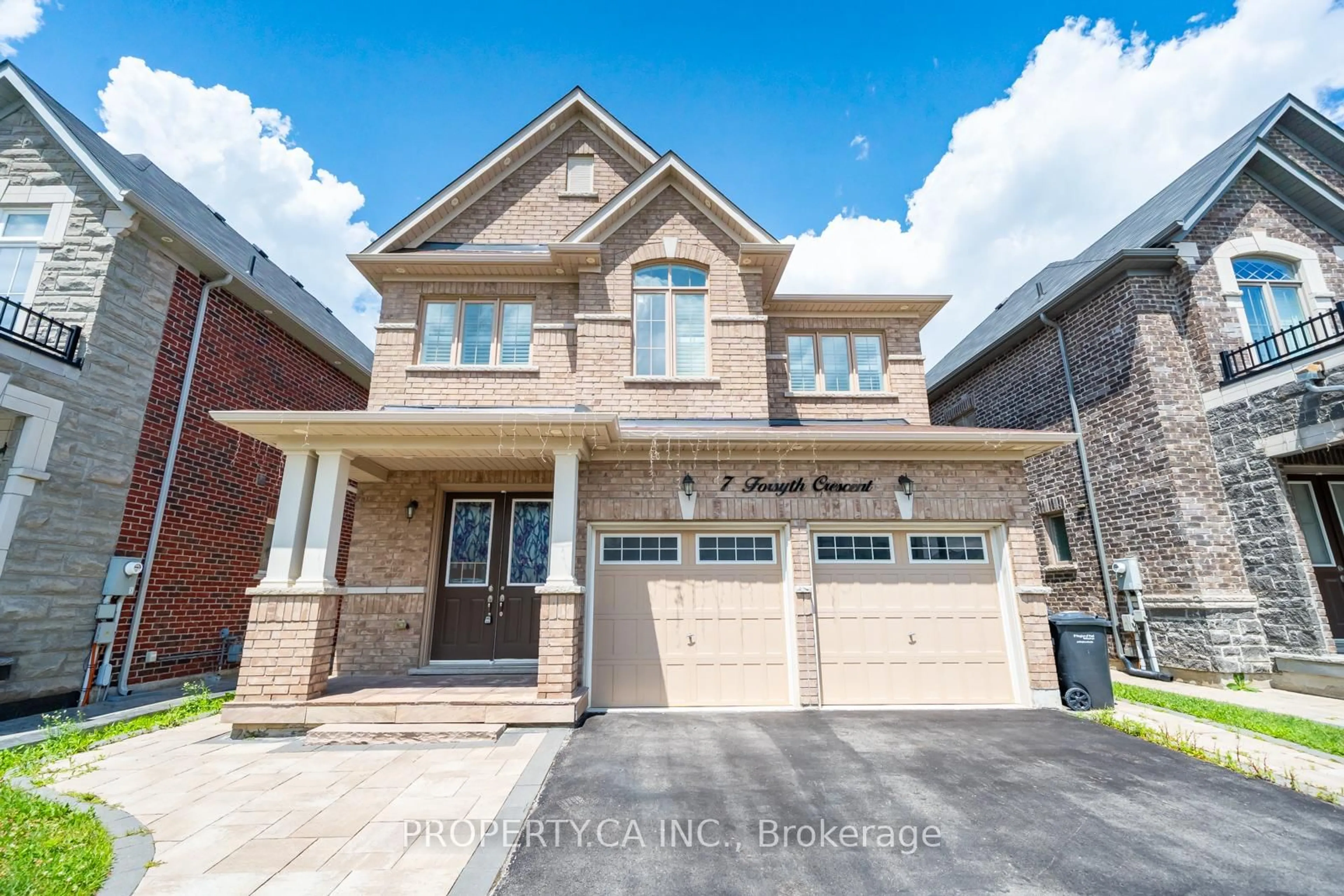Home with brick exterior material, street for 7 Forsyth Cres, Brampton Ontario L6X 5N2