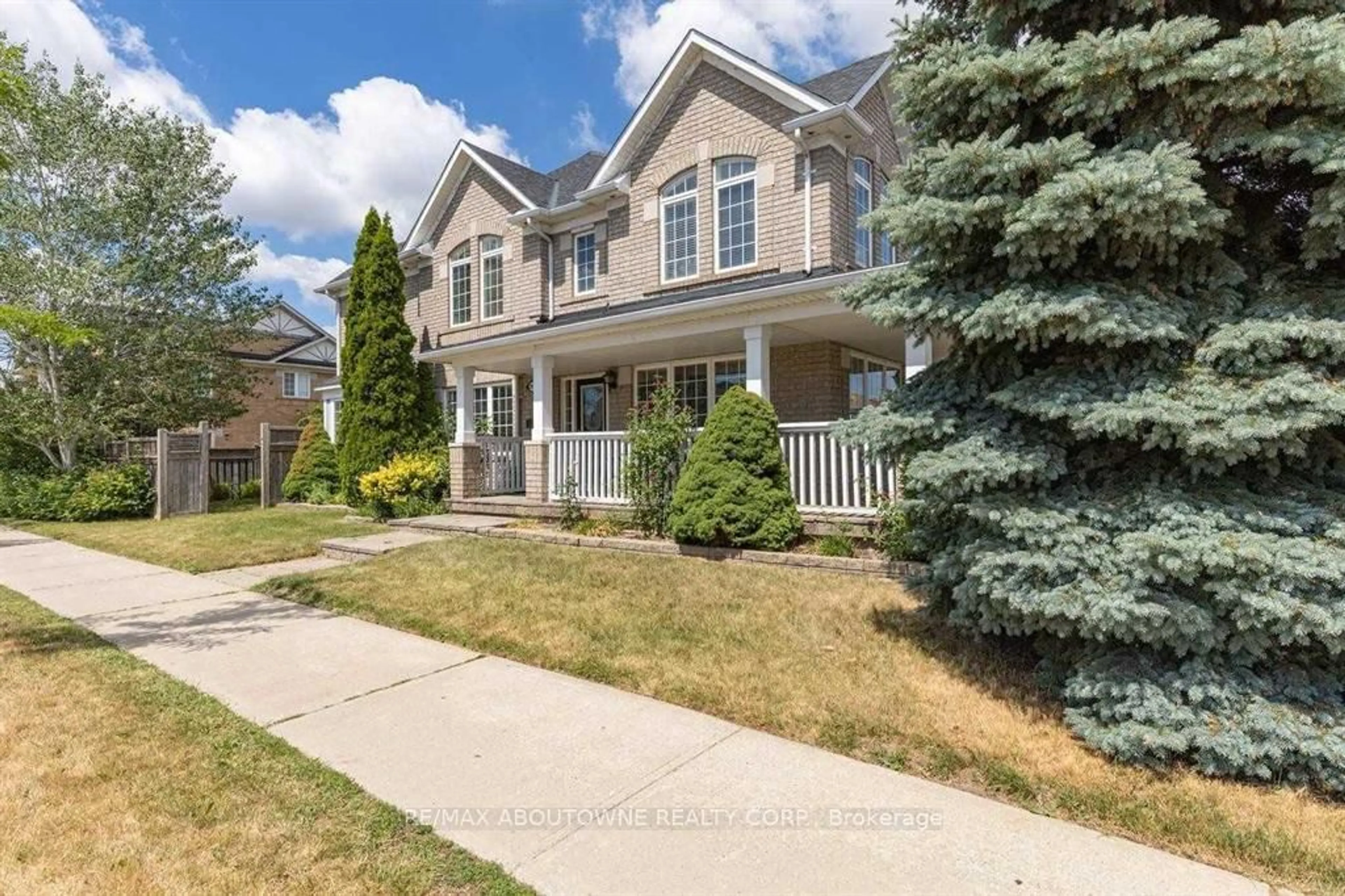 Unknown for 3875 Thomas St, Mississauga Ontario L5M 7A6