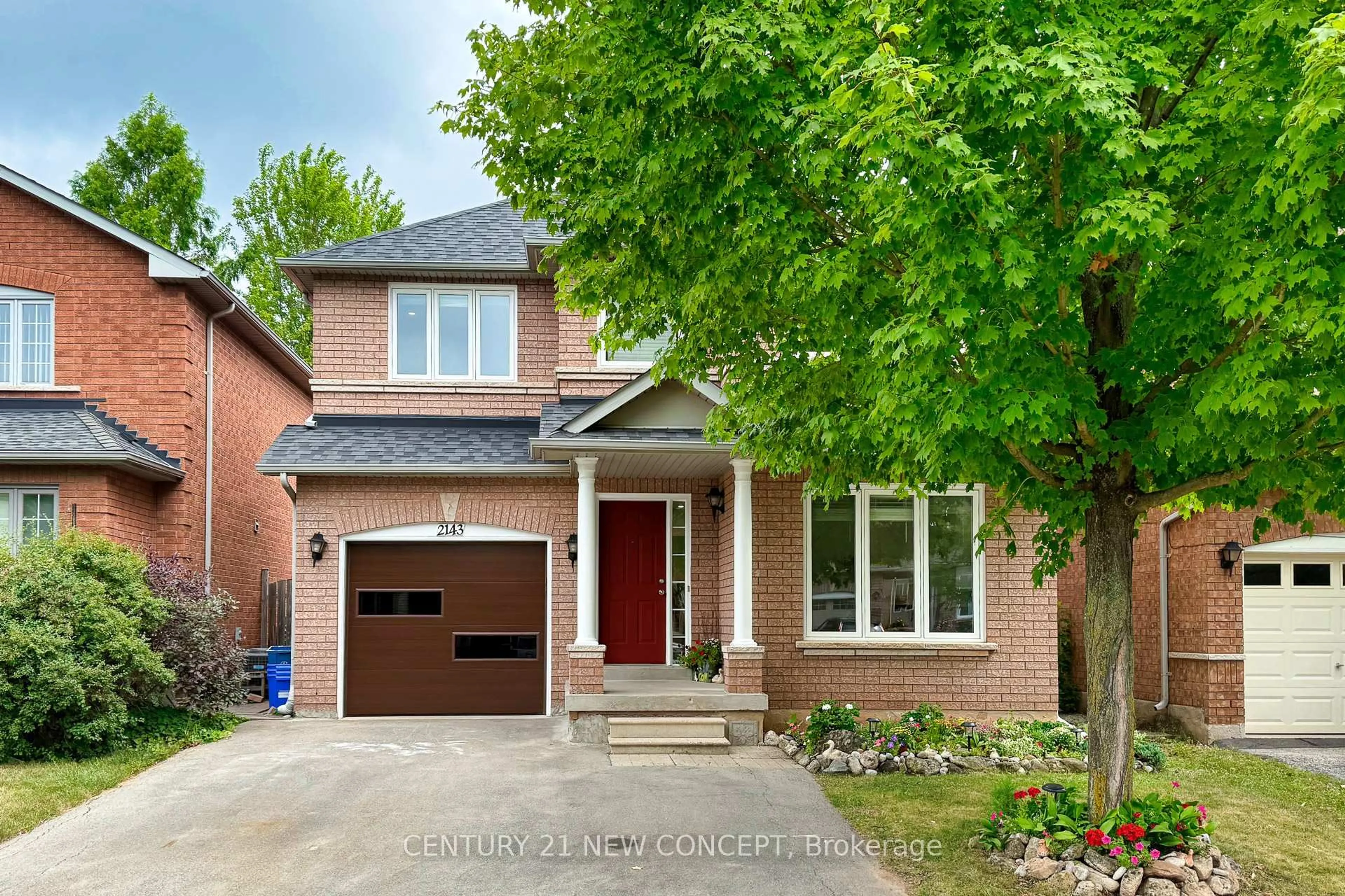 Home with brick exterior material, street for 2143 Stillmeadow Rd, Oakville Ontario L6M 3T4