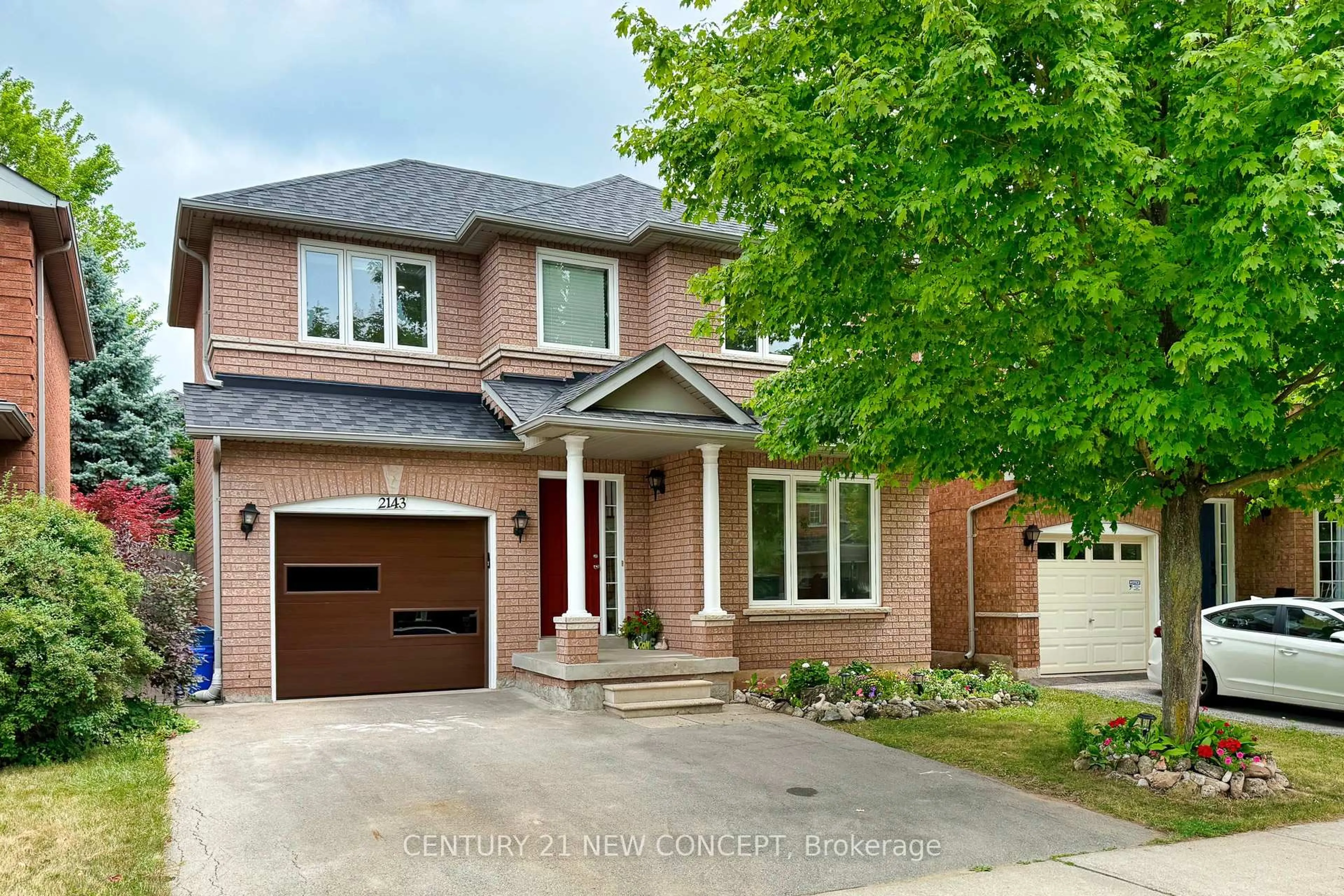 Home with brick exterior material, street for 2143 Stillmeadow Rd, Oakville Ontario L6M 3T4