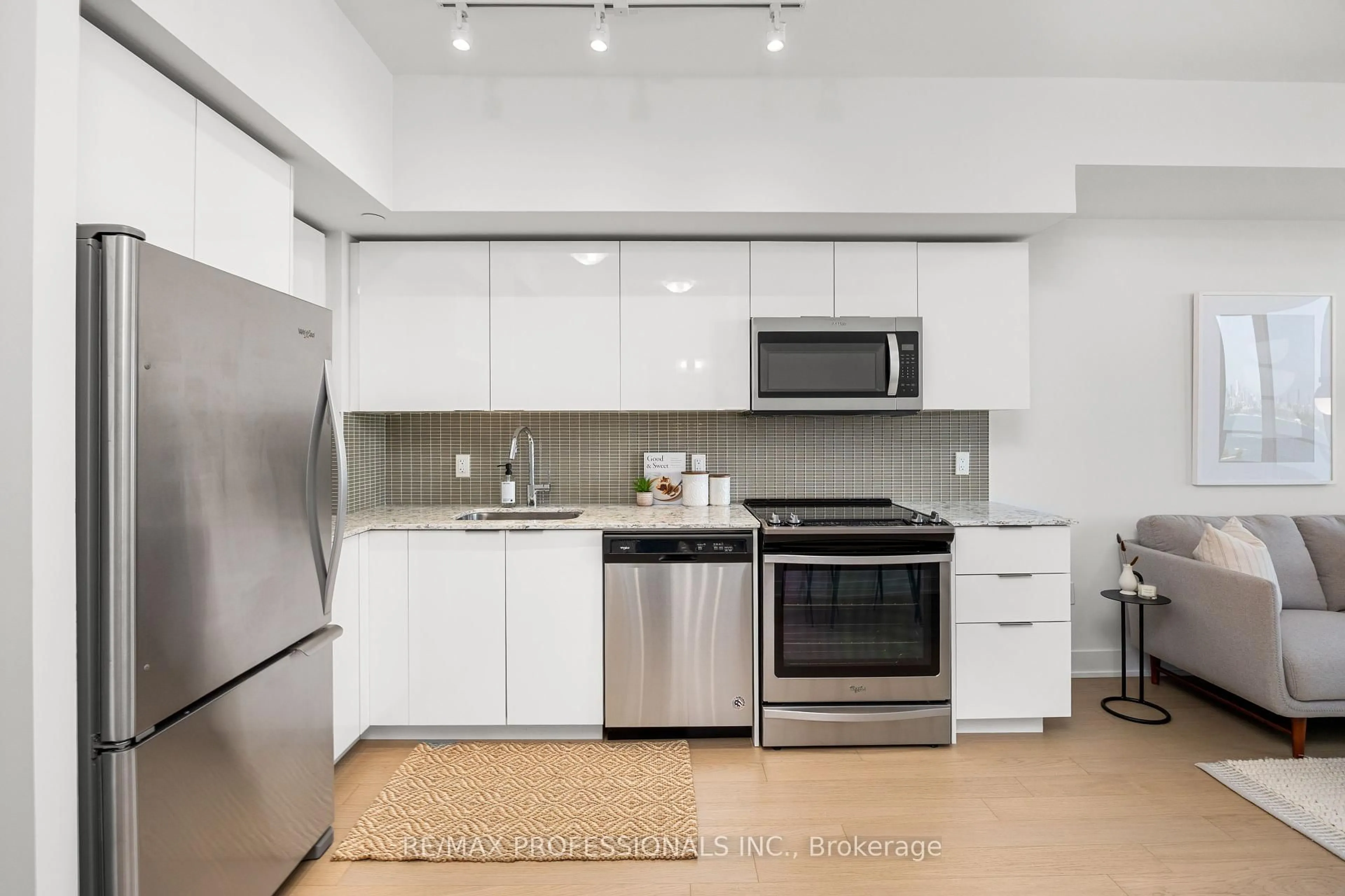 Standard kitchen, unknown for 20 Shore Breeze Dr #1406, Toronto Ontario M8V 0C7