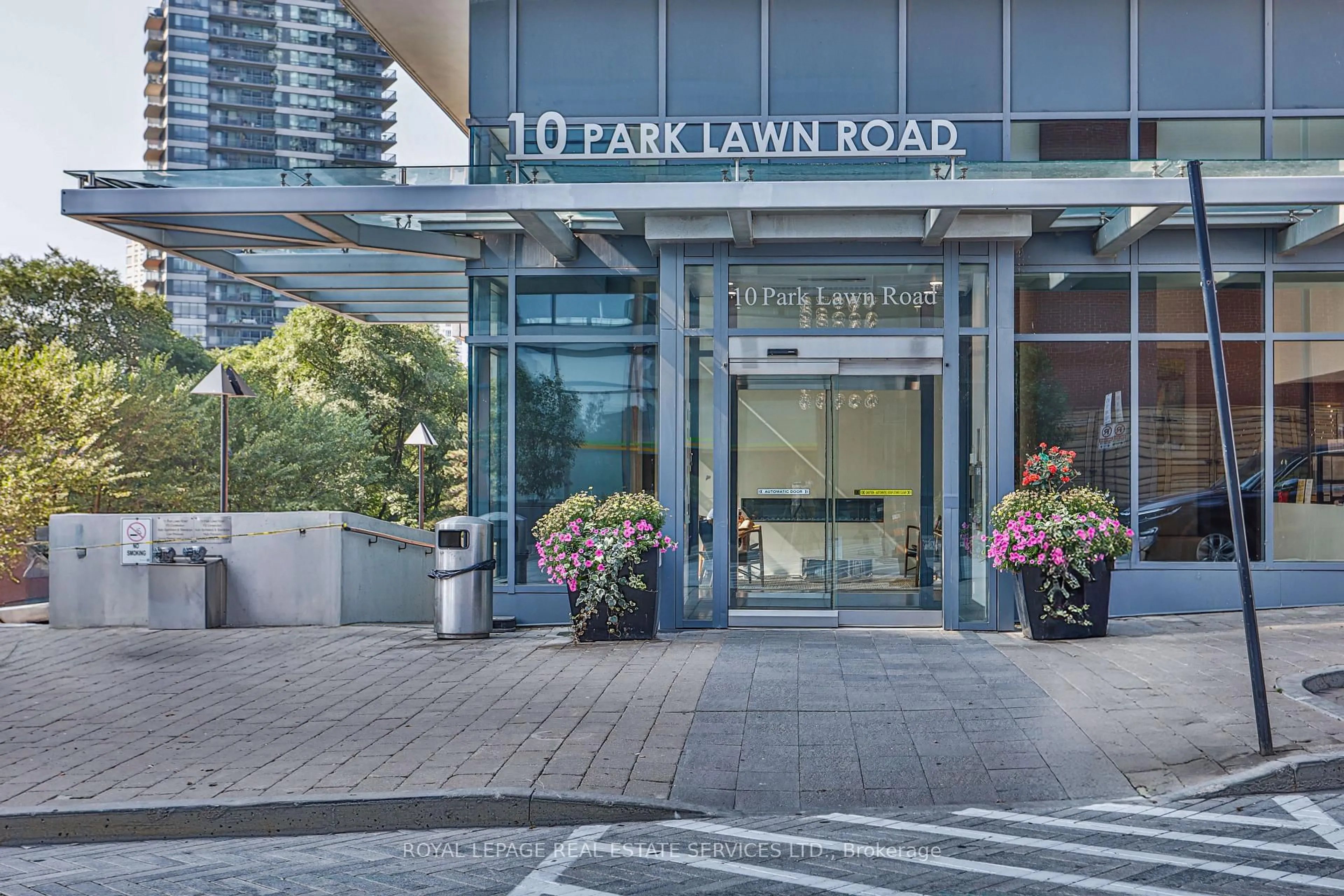 Lobby for 10 Park Lawn Rd #3507, Toronto Ontario M8V 0H9