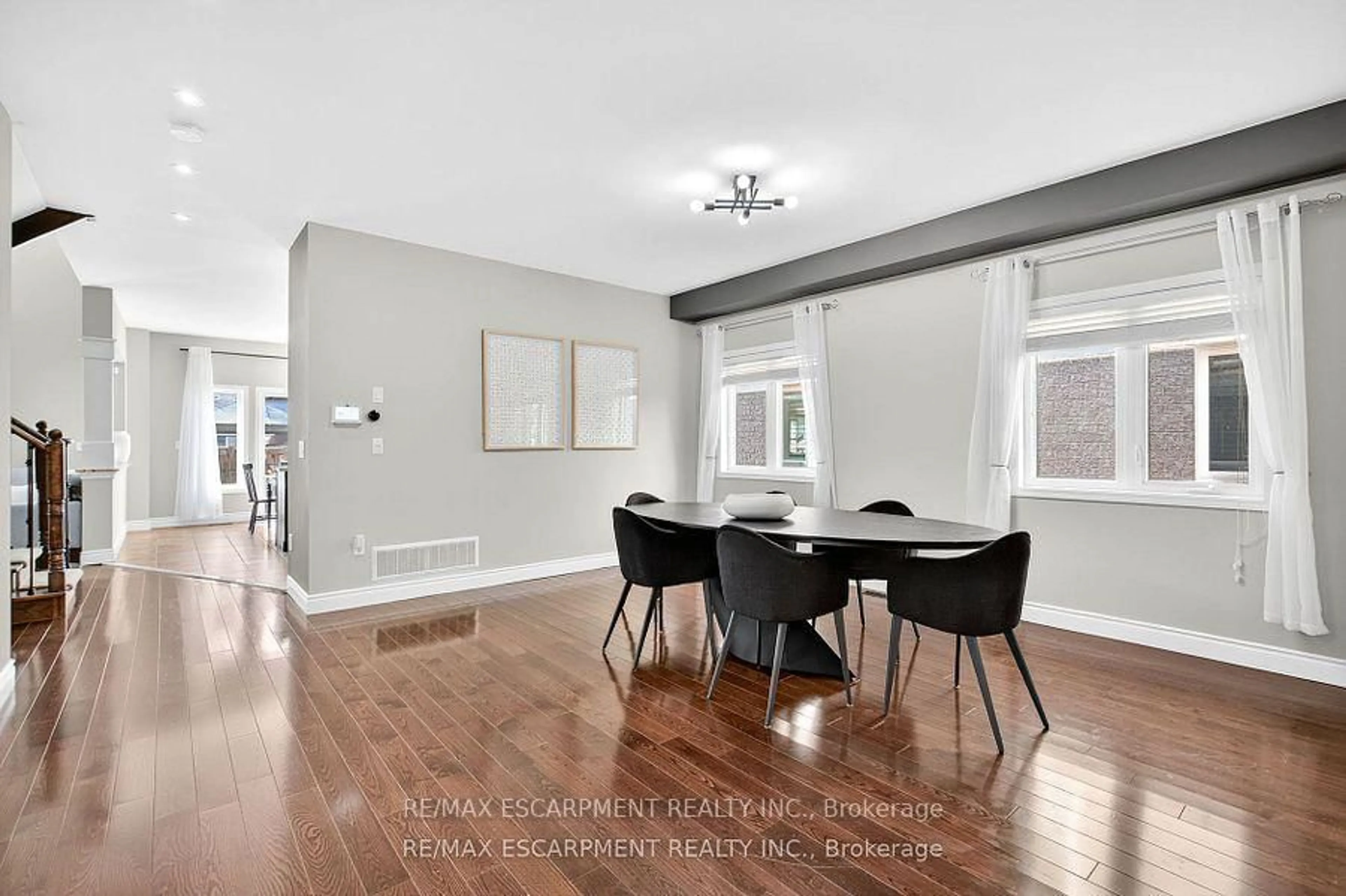Dining room, unknown for 4223 Fuller Cres, Burlington Ontario L7M 0M4