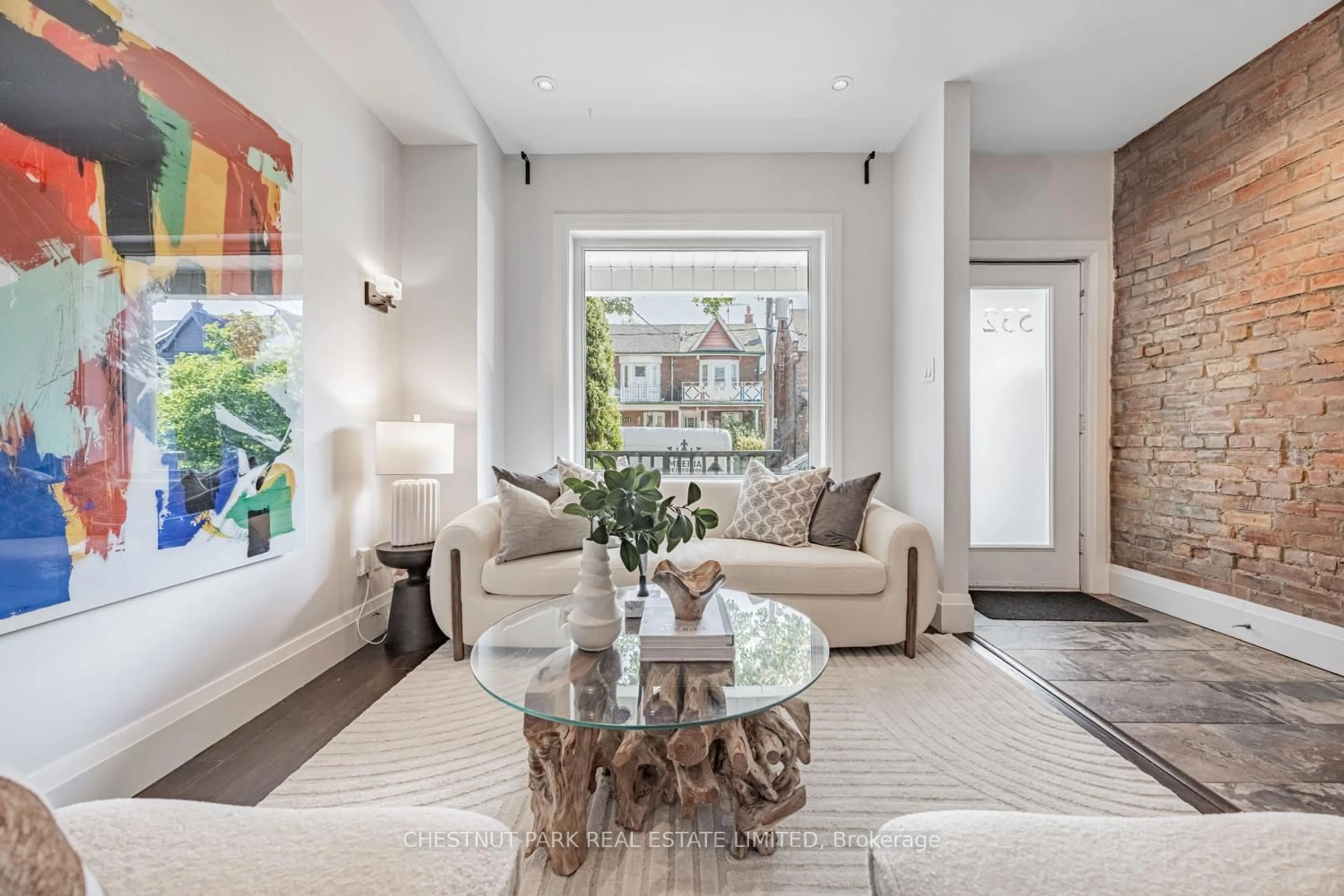 Living room with furniture, unknown for 532 Perth Ave, Toronto Ontario M6N 2W7