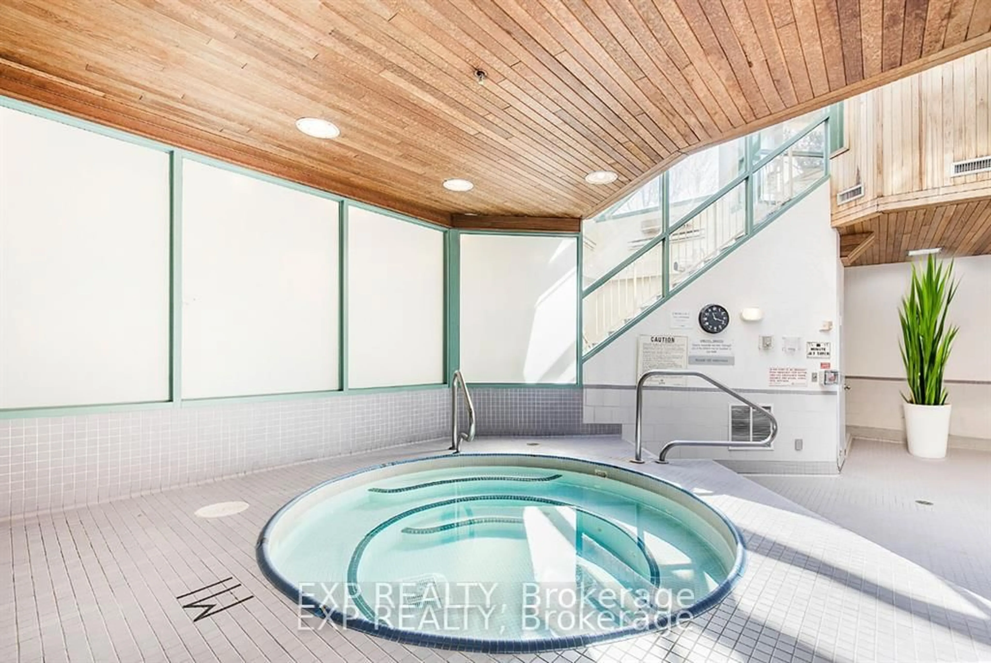 Contemporary bathroom, ceramic/tile floor for 101 Subway Cres #309, Toronto Ontario M9B 6K4