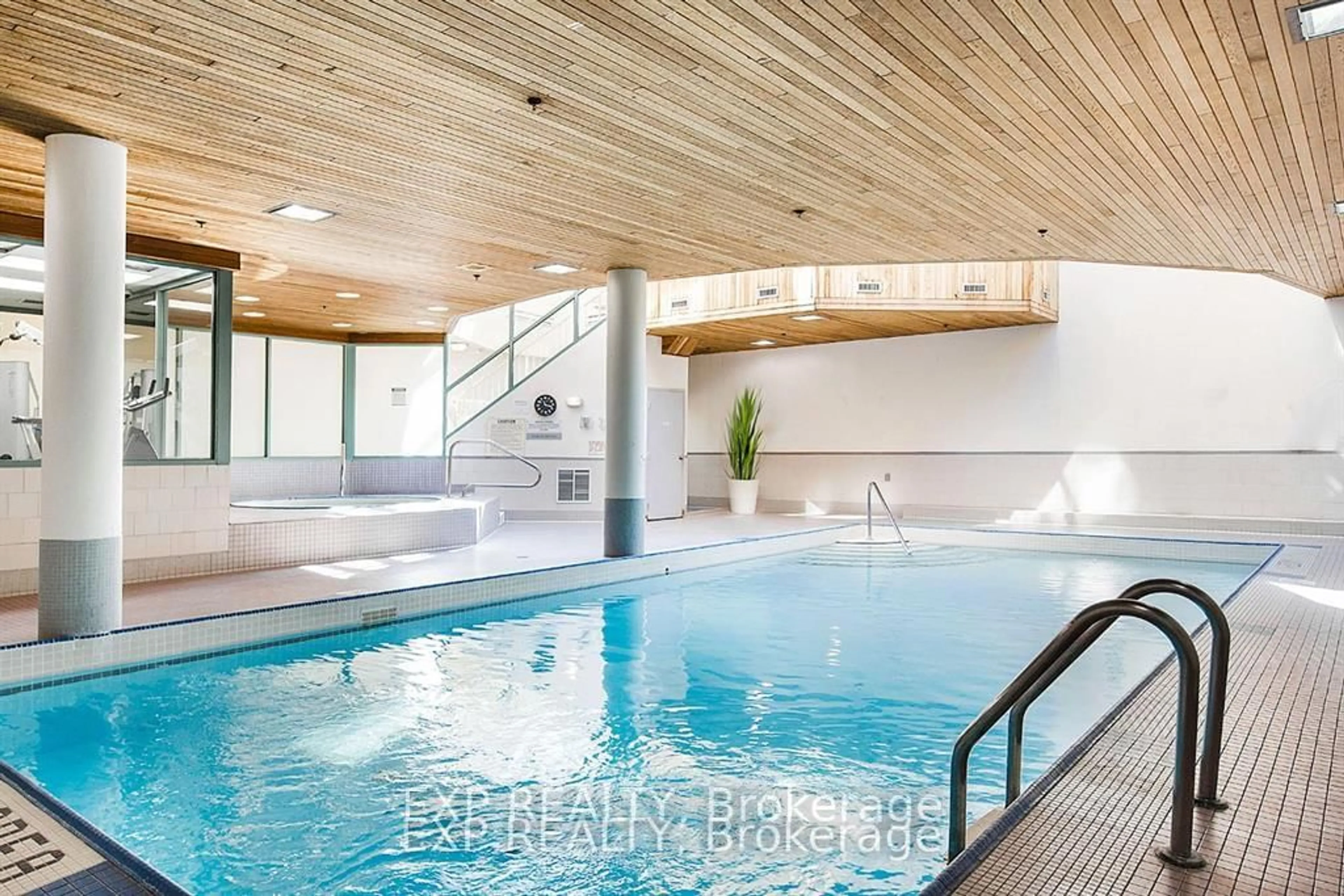 Pool for 101 Subway Cres #309, Toronto Ontario M9B 6K4