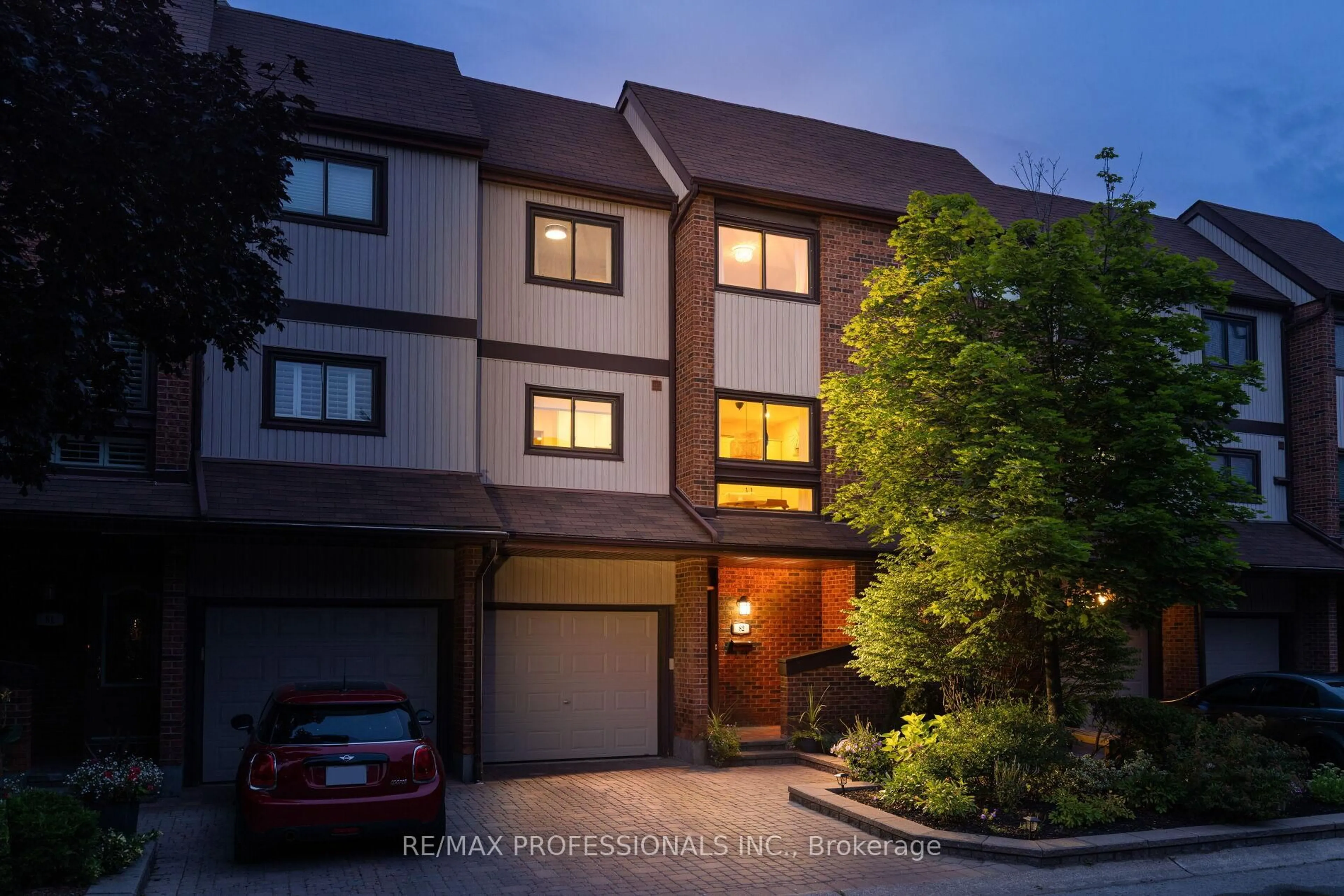 Unknown for 1080 Walden Circ #82, Mississauga Ontario M5J 3M9