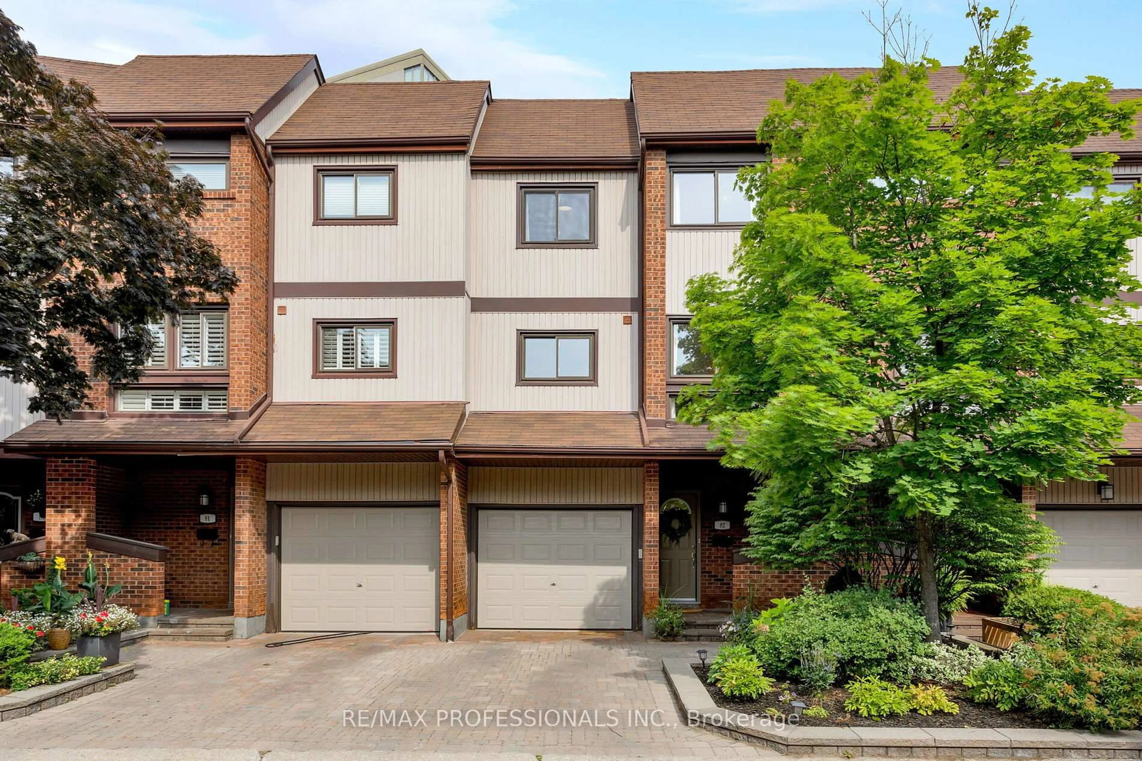 Unknown for 1080 Walden Circ #82, Mississauga Ontario M5J 3M9