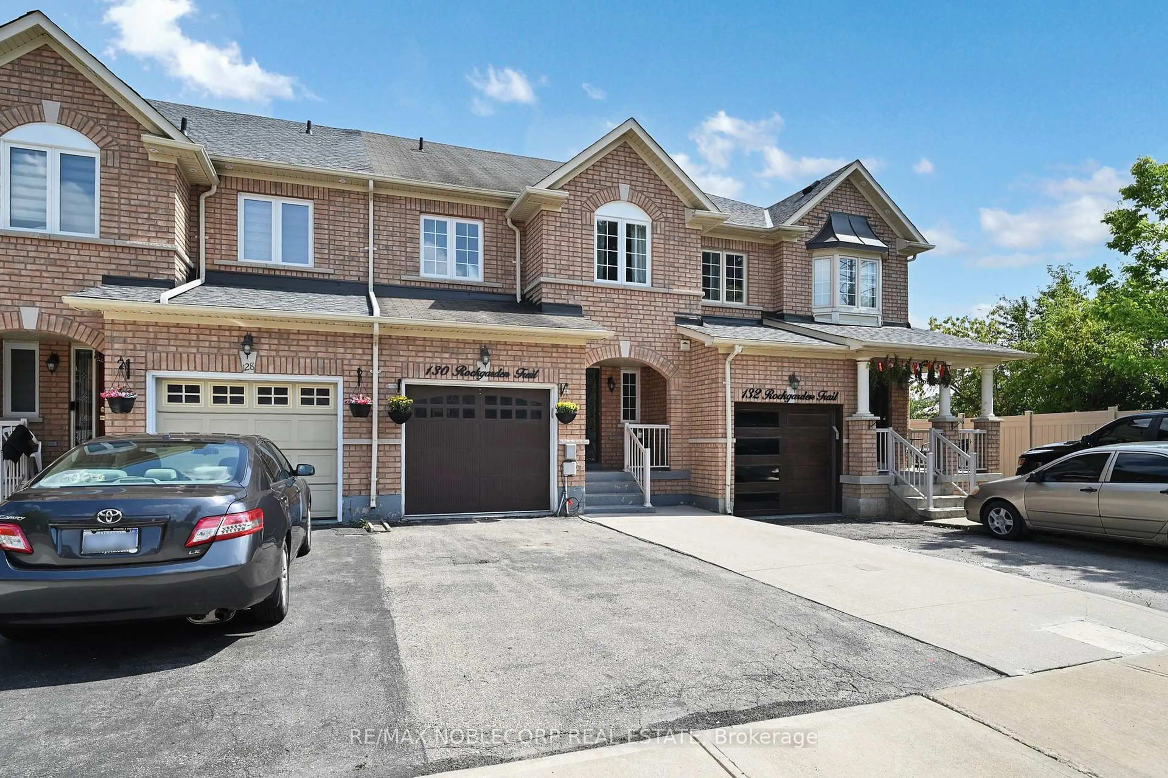 Home with brick exterior material, street for 130 Rockgarden Tr #145, Brampton Ontario L6R 3N2