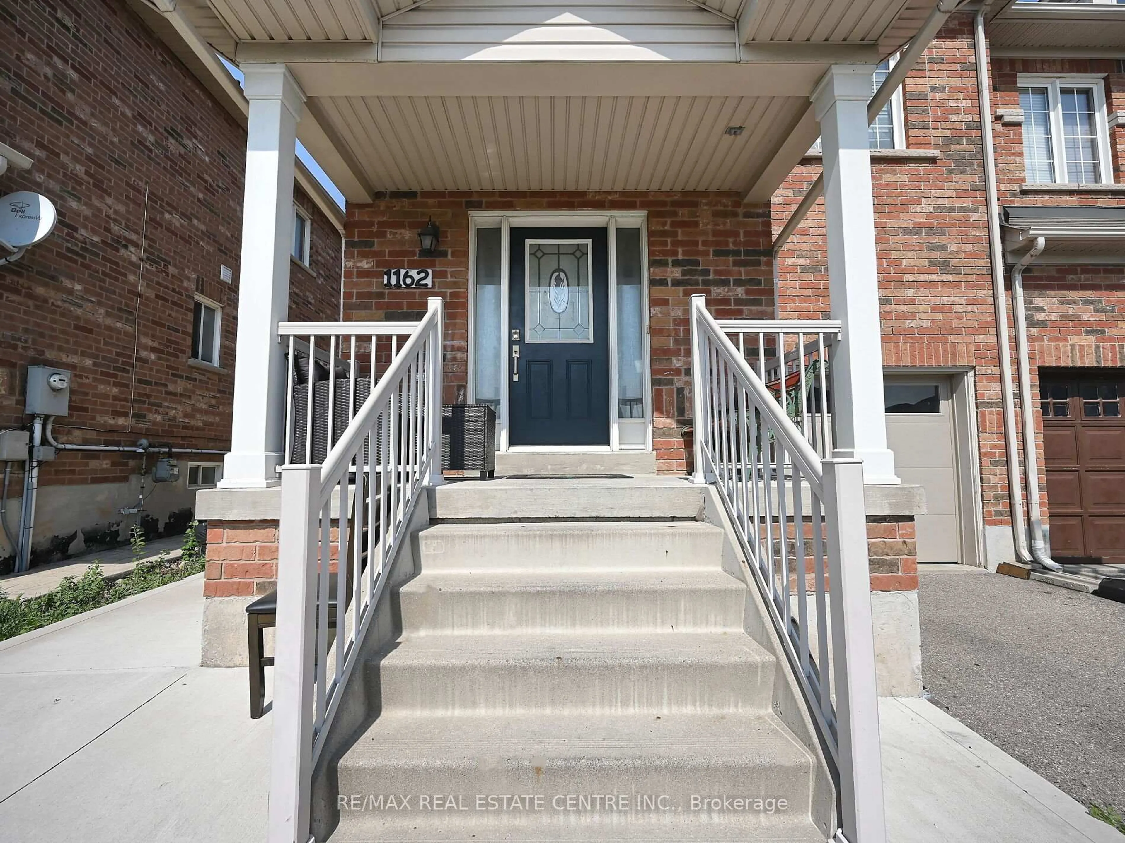 Unknown for 1162 Tupper Dr, Milton Ontario L9T 6T4