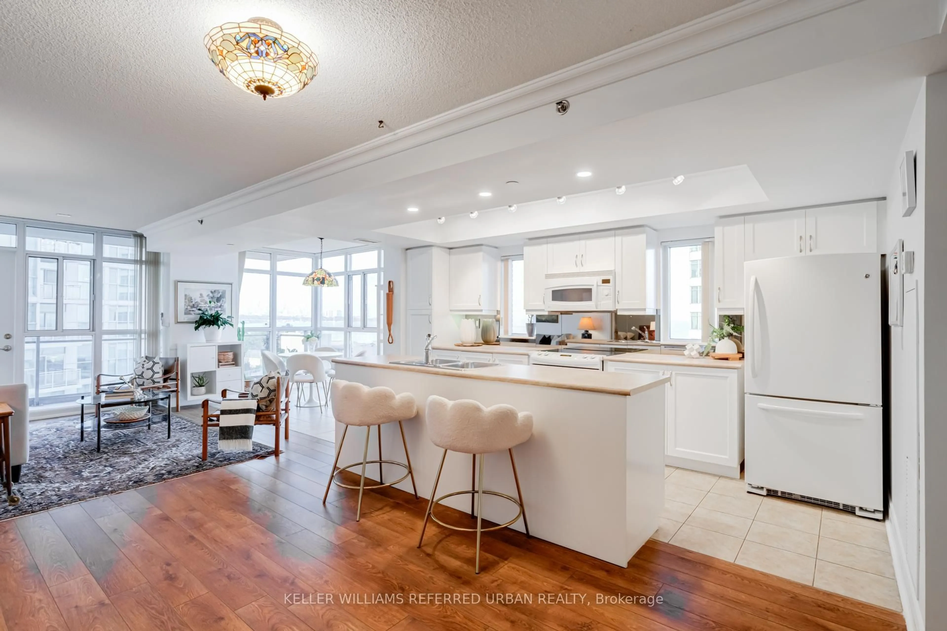 Open concept kitchen, unknown for 3 Marine Parade Dr #902, Toronto Ontario M8V 3Z5