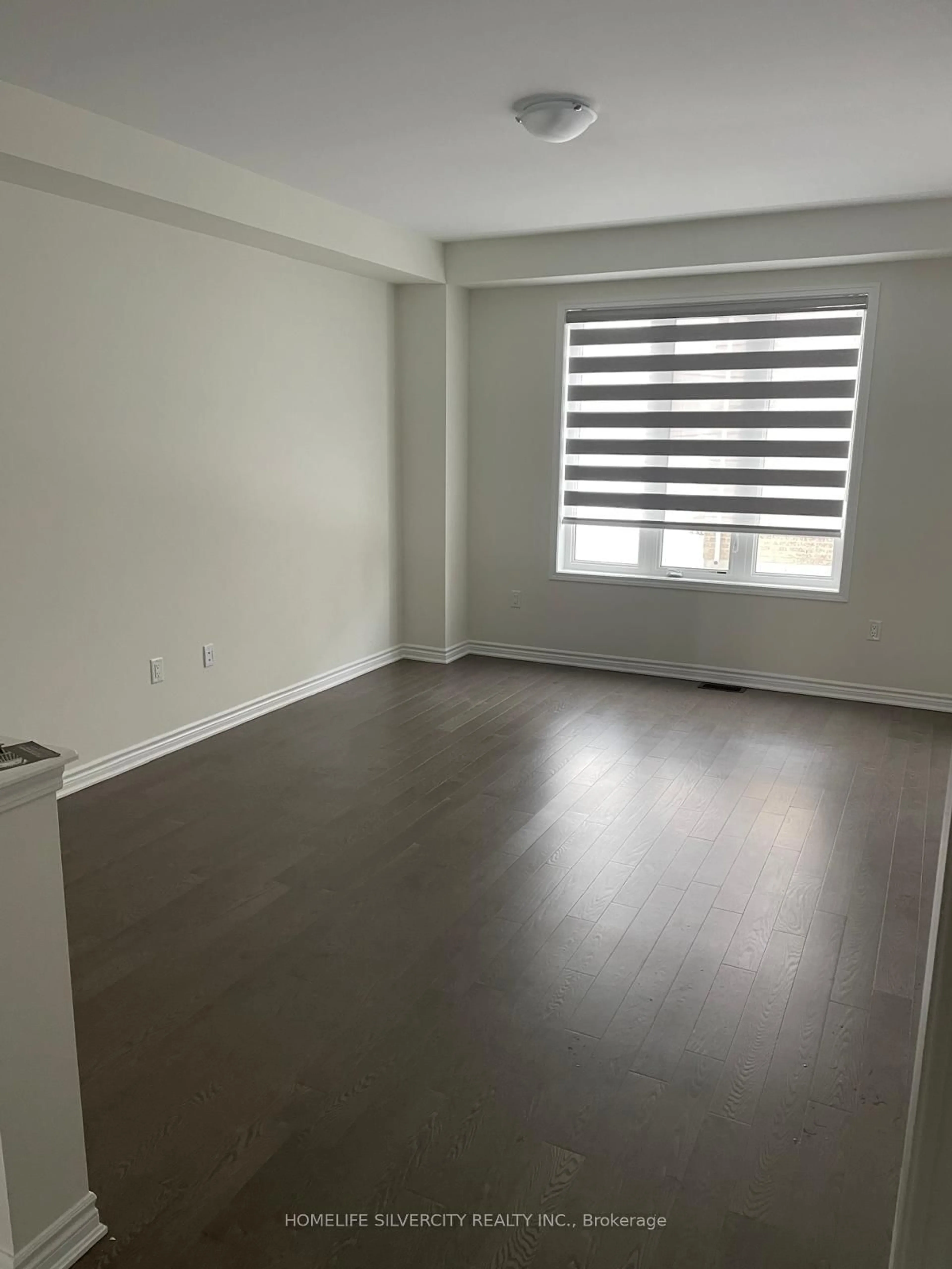 A pic of a room for 24 Eberly Wood, Caledon Ontario L7A 0H1