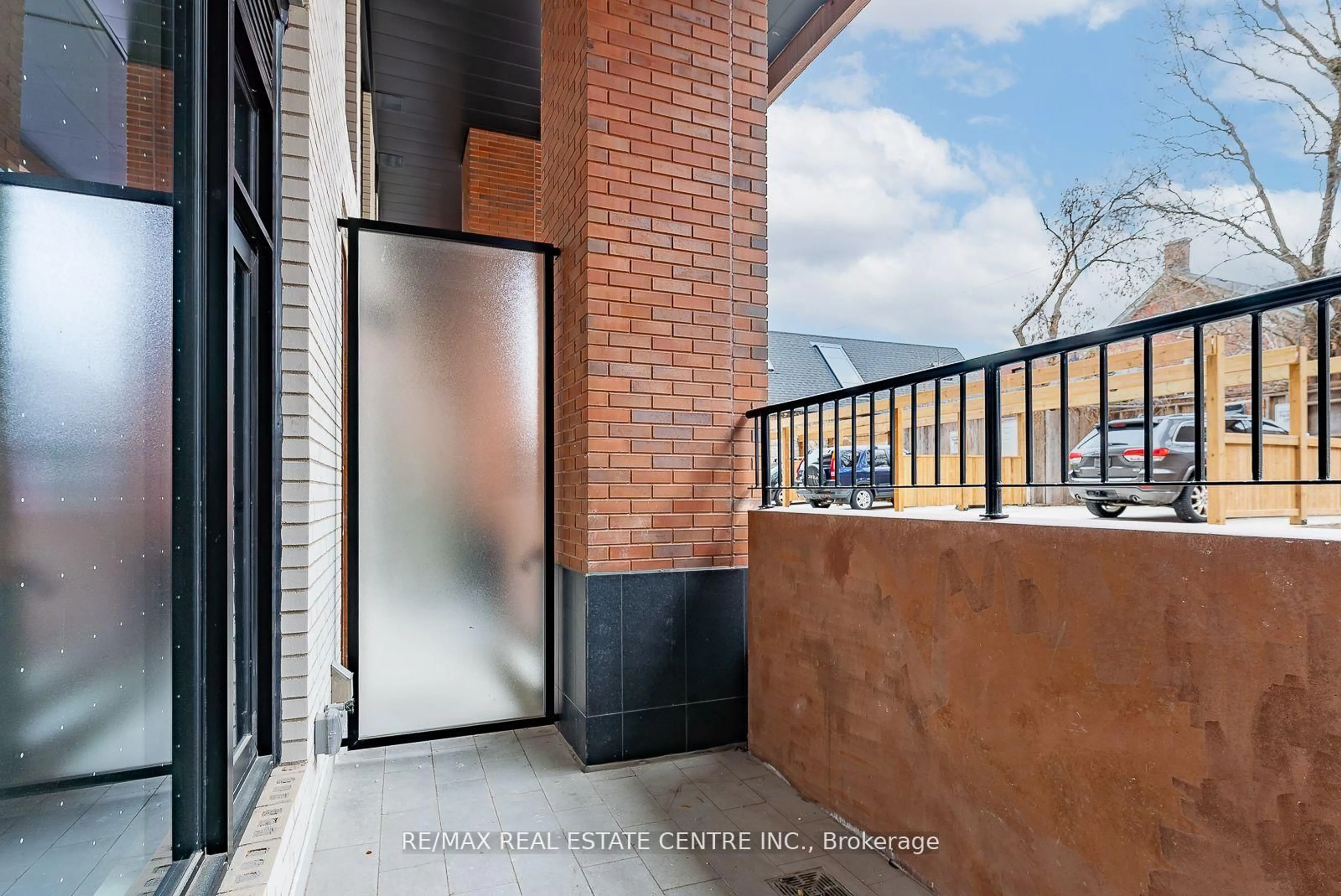 Unknown for 7 Watkinson Ave, Toronto Ontario M6P 1Y2