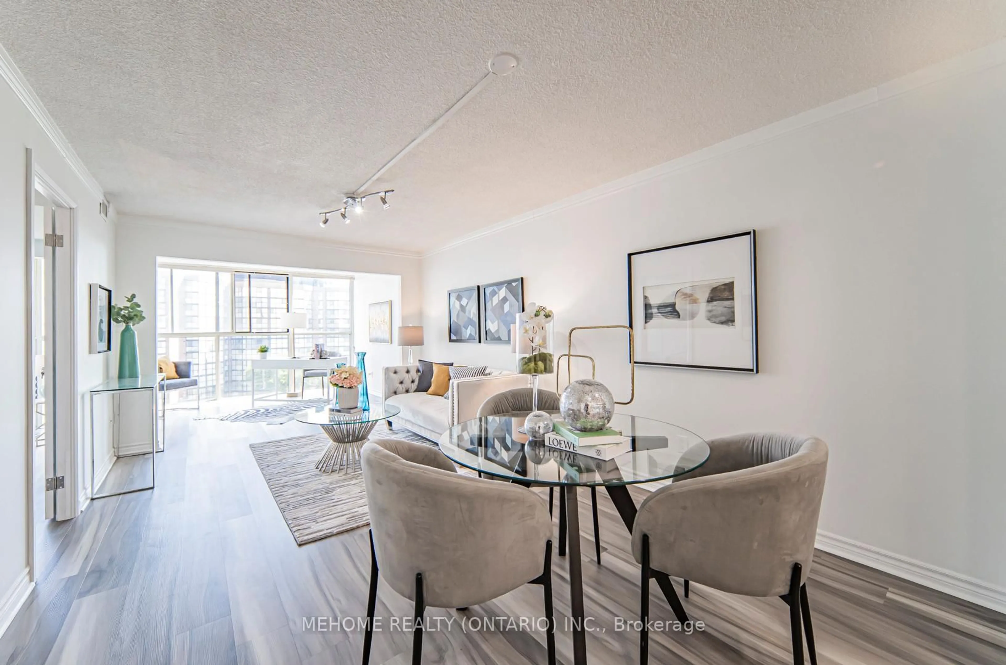 Living room with furniture, unknown for 2091 Hurontario St #810, Mississauga Ontario L5A 4E6