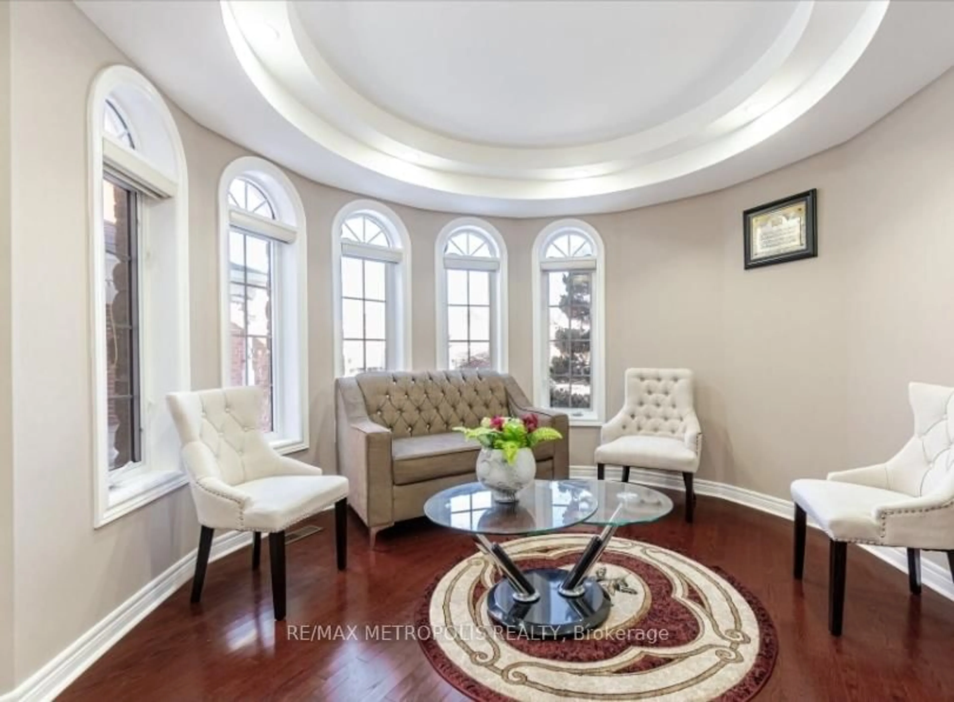 Living room with furniture, unknown for 34 Forsyth Cres, Halton Hills Ontario L7G 6G3