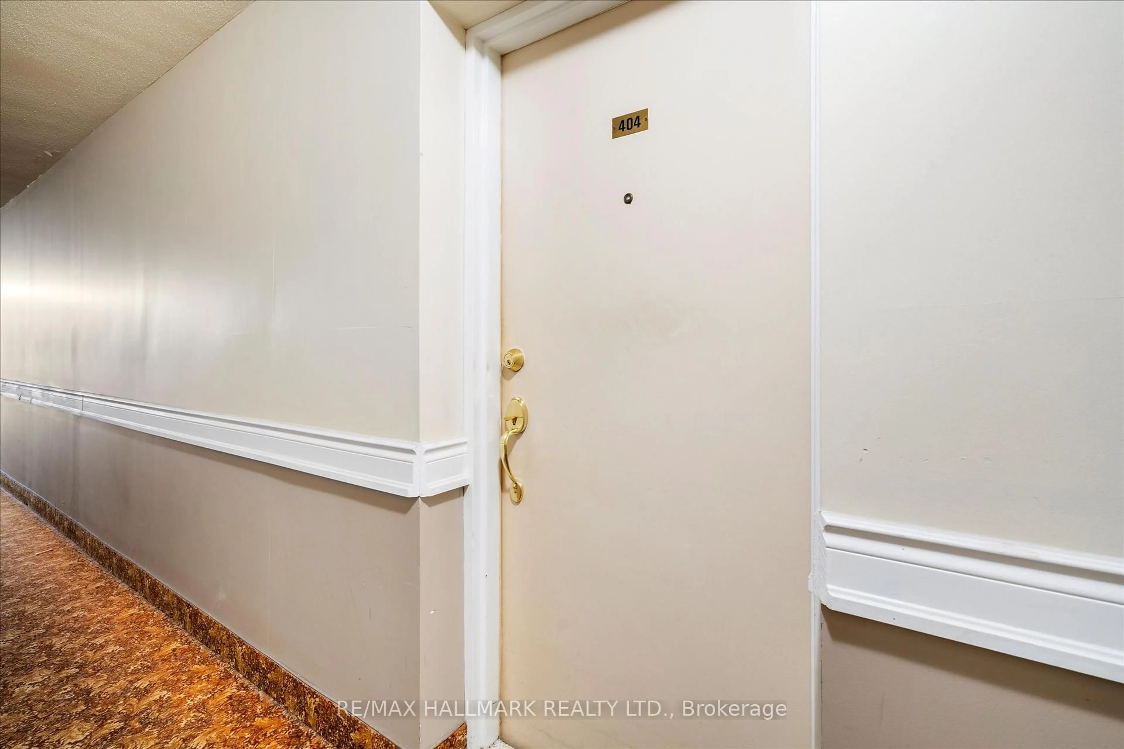 Unknown for 3320 Fieldgate Dr #404, Mississauga Ontario L4X 2J2
