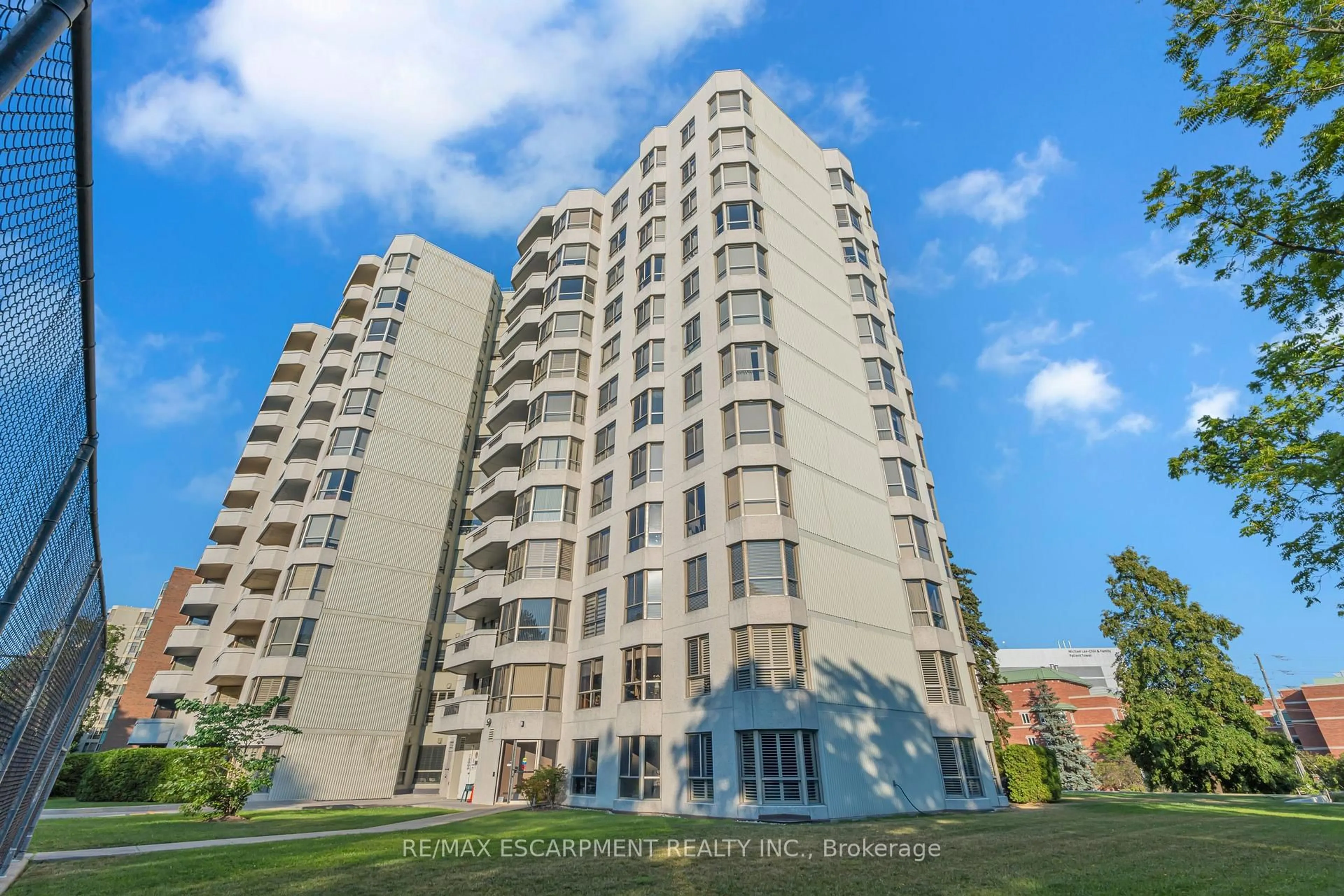 Unknown for 1201 North Shore Blvd #302, Burlington Ontario L7S 1Z5