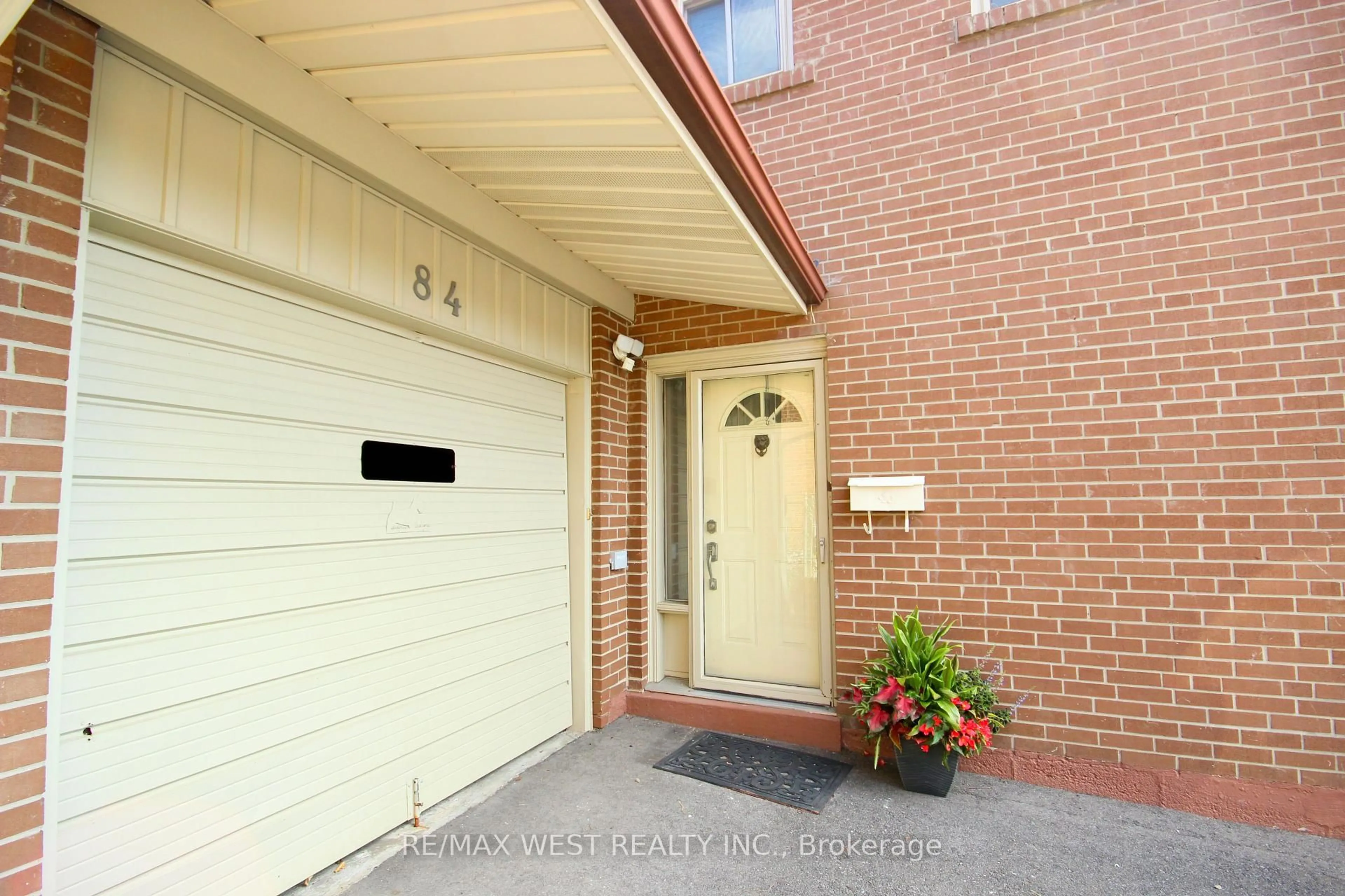 Unknown for 84 Orpington Cres, Toronto Ontario M9V 3E7