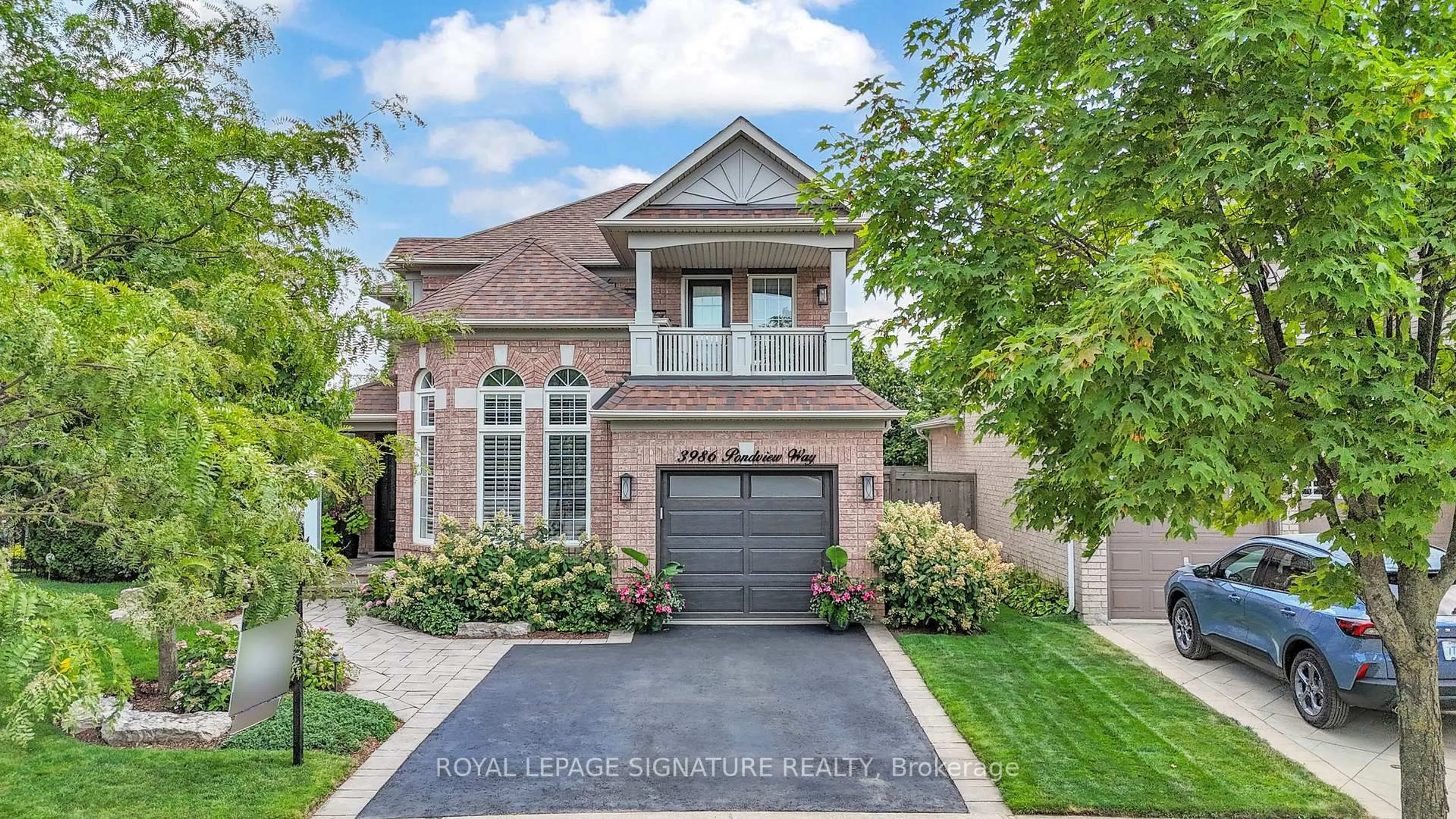 Home with brick exterior material, street for 3986 Pondview Way, Mississauga Ontario L5N 8J8